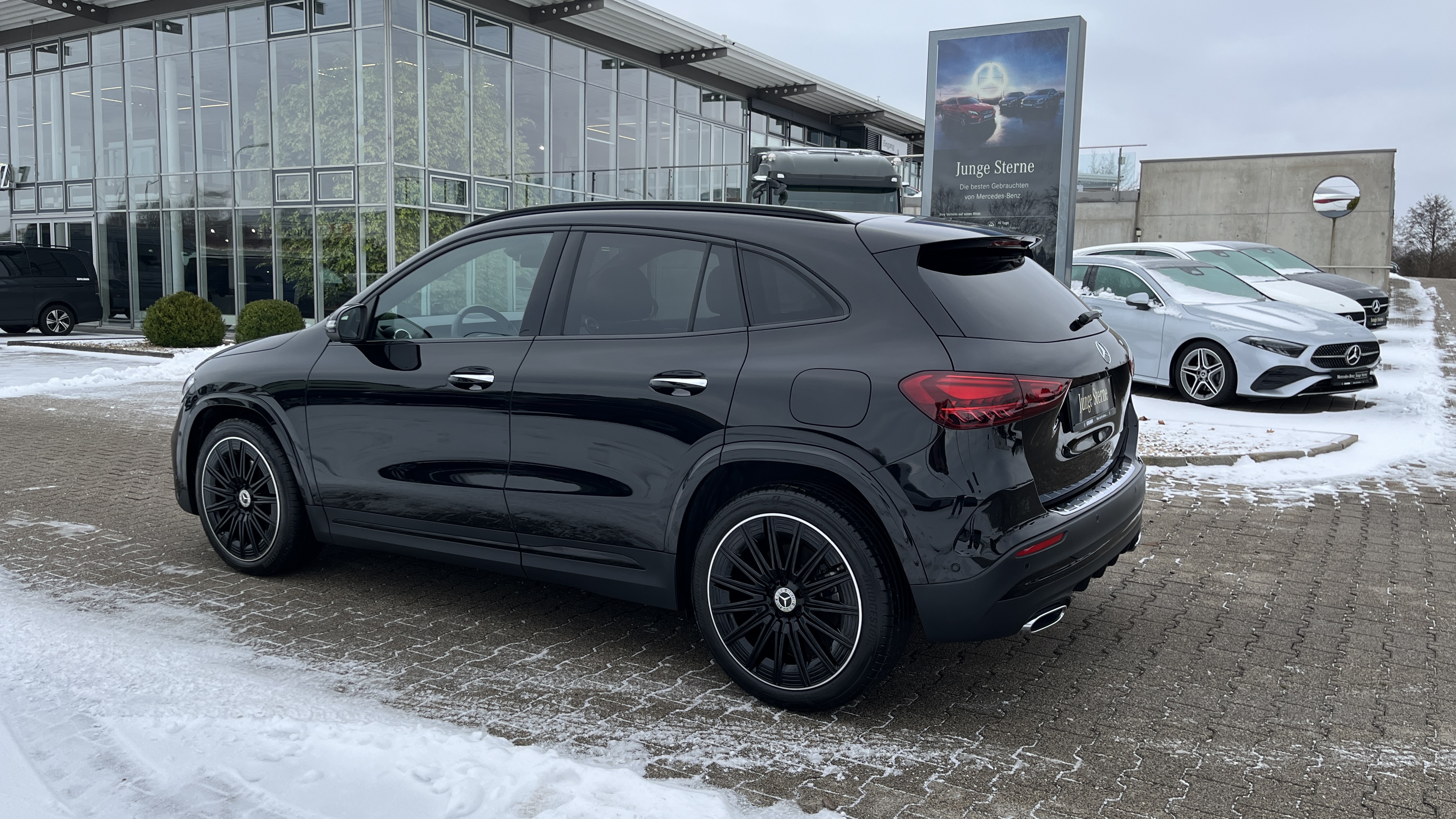 Mercedes-Benz GLA 220 4M