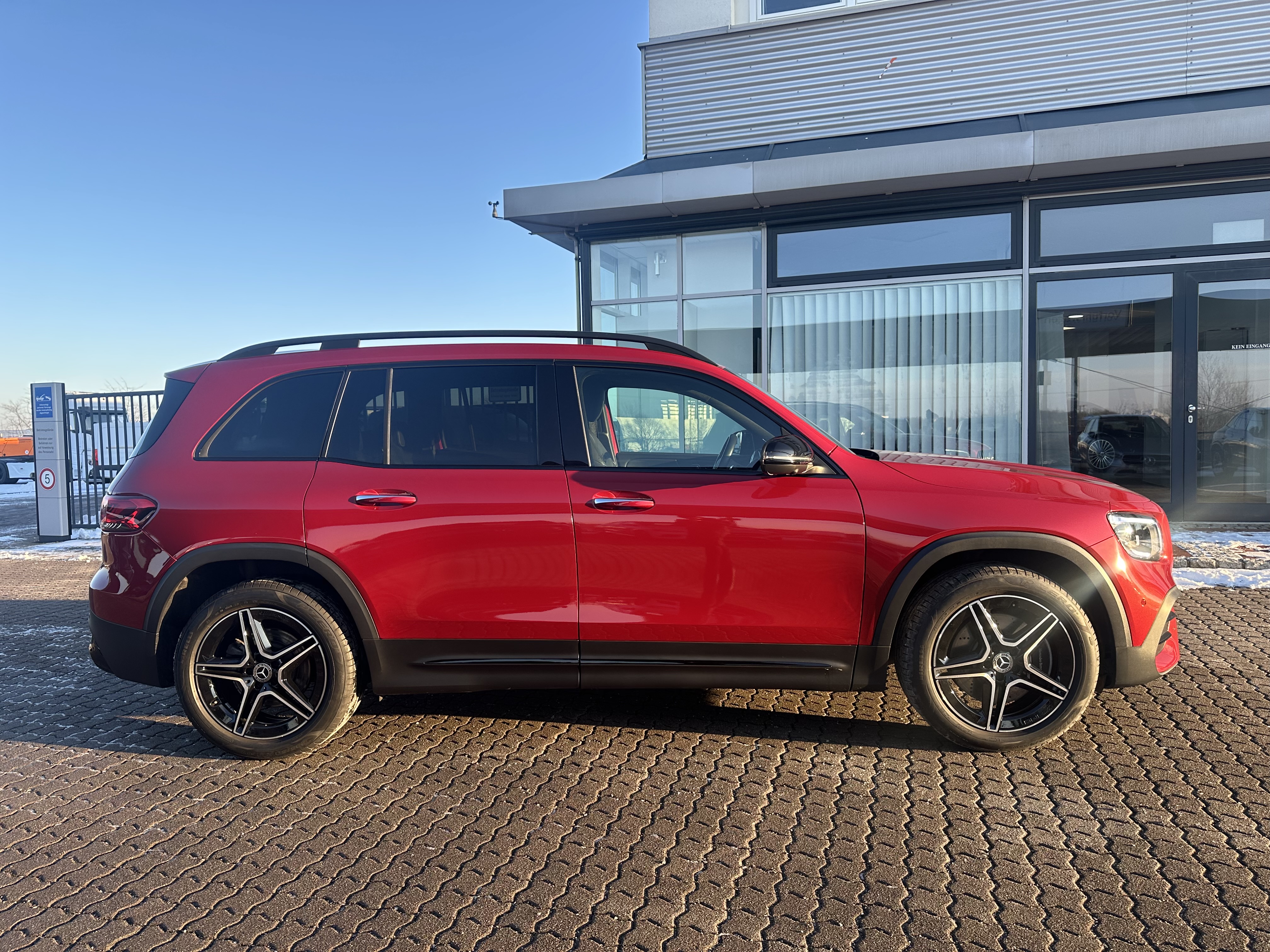 Mercedes-Benz GLB 220 d