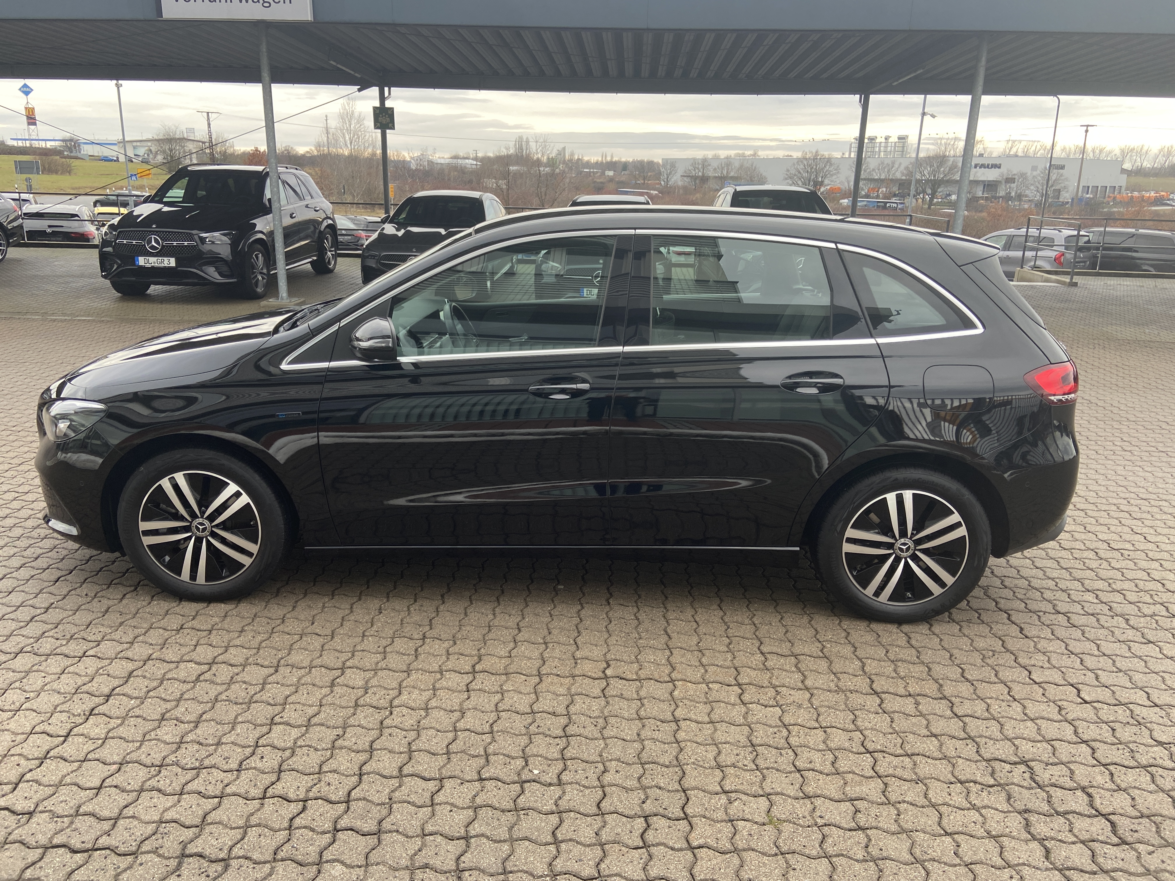 Mercedes-Benz B 250 e