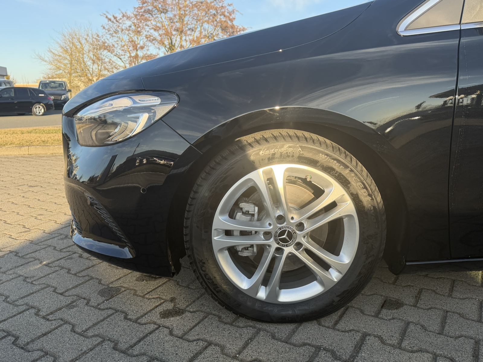 Mercedes-Benz B 200 
