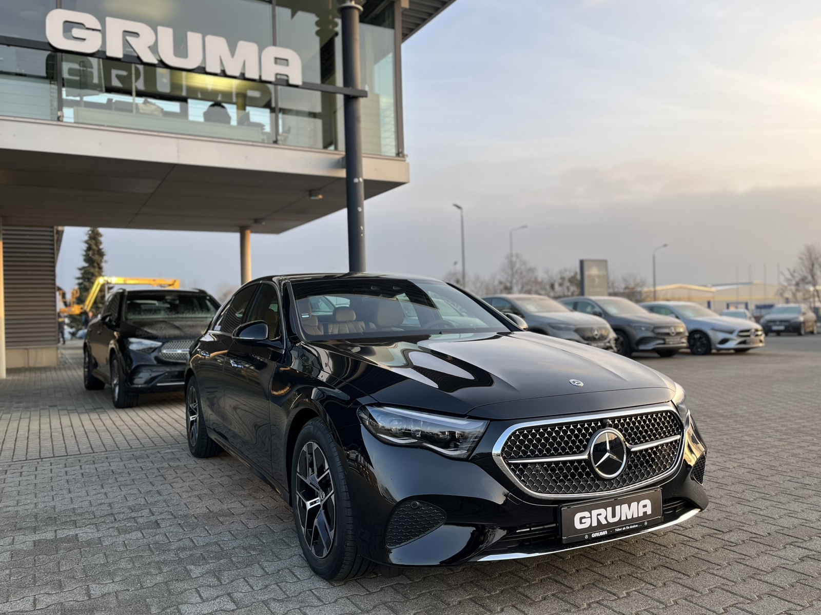 Mercedes-Benz E 200 Limousine