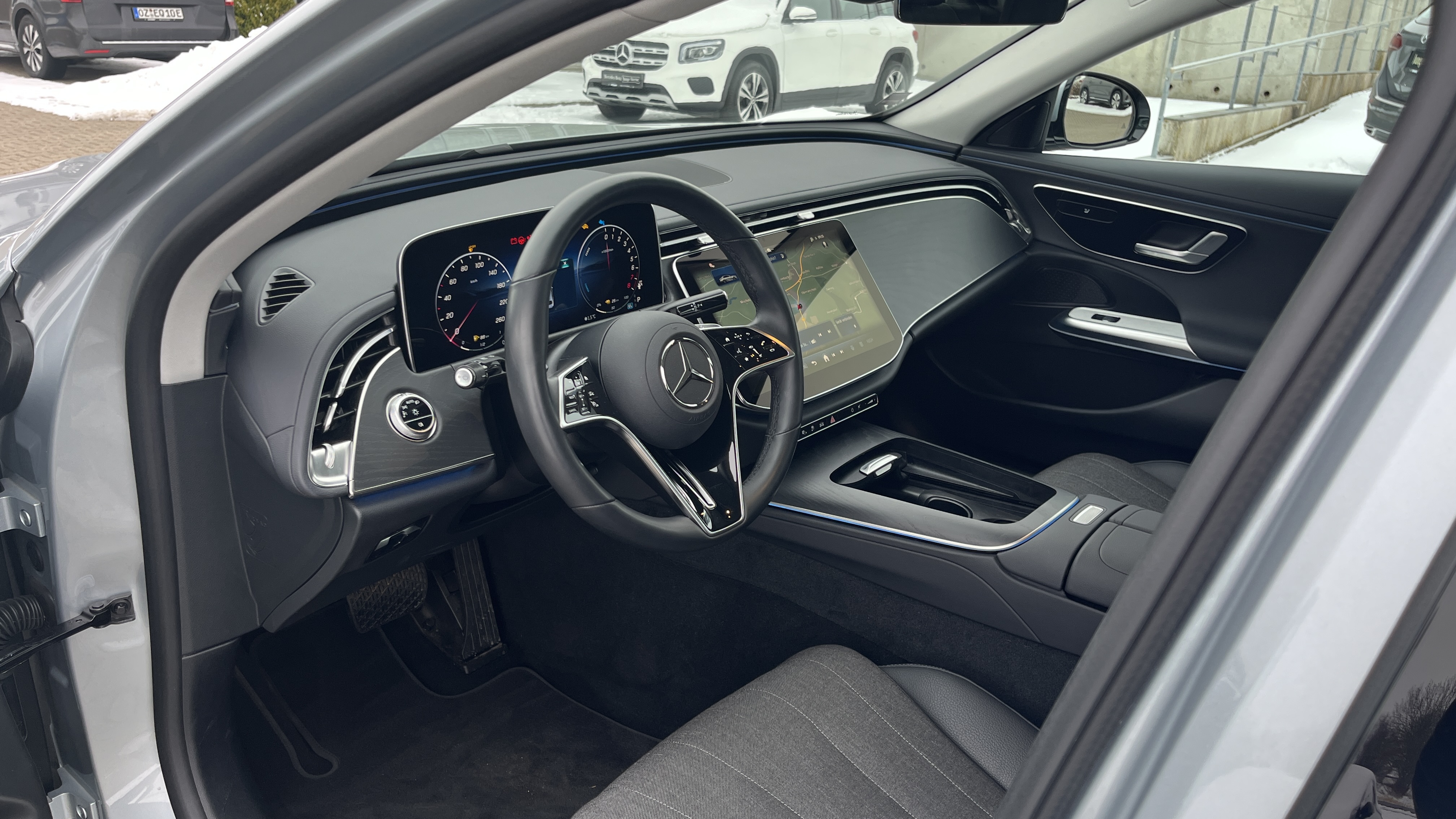 Mercedes-Benz E 300 e Limousine