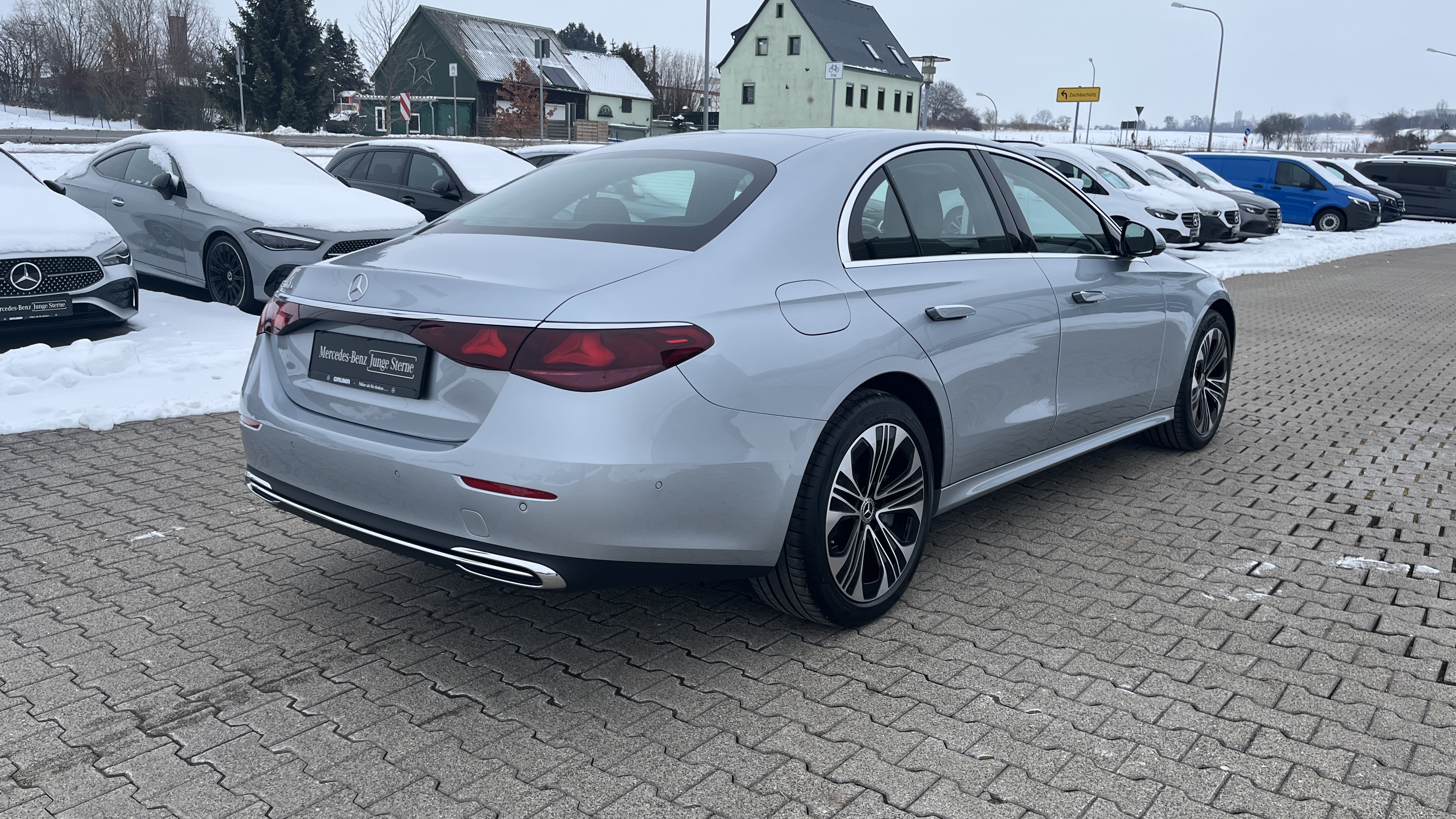 Mercedes-Benz E 300 e Limousine