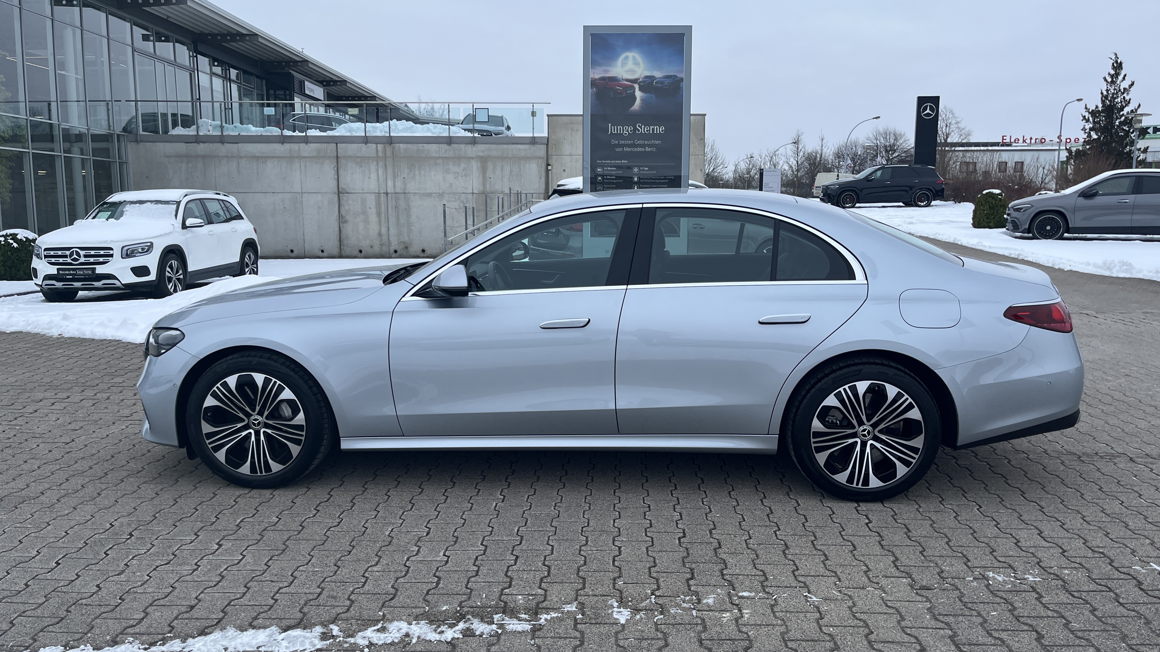 Mercedes-Benz E 300 e Limousine