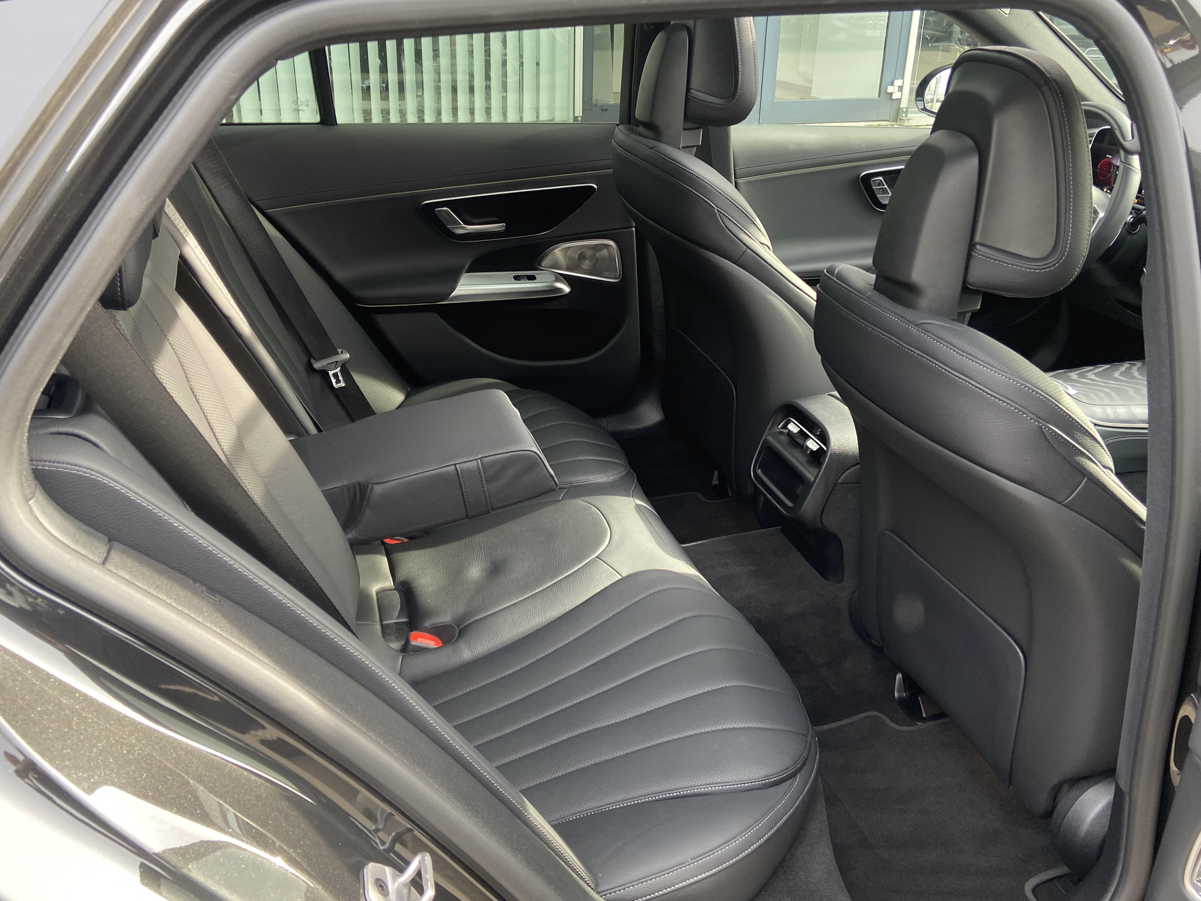 Mercedes-Benz E 300 de 4M All-Terrain