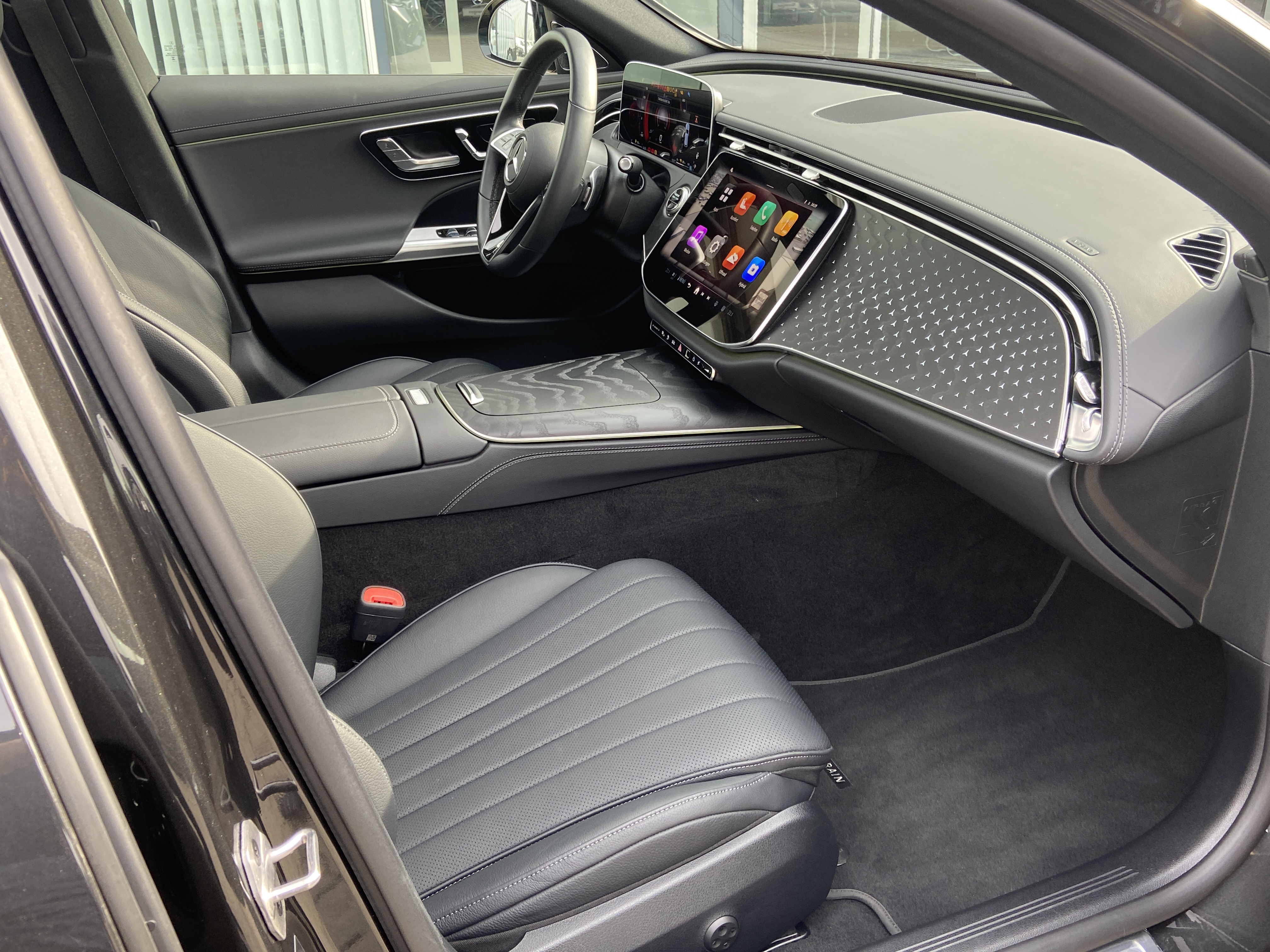 Mercedes-Benz E 300 de 4M All-Terrain