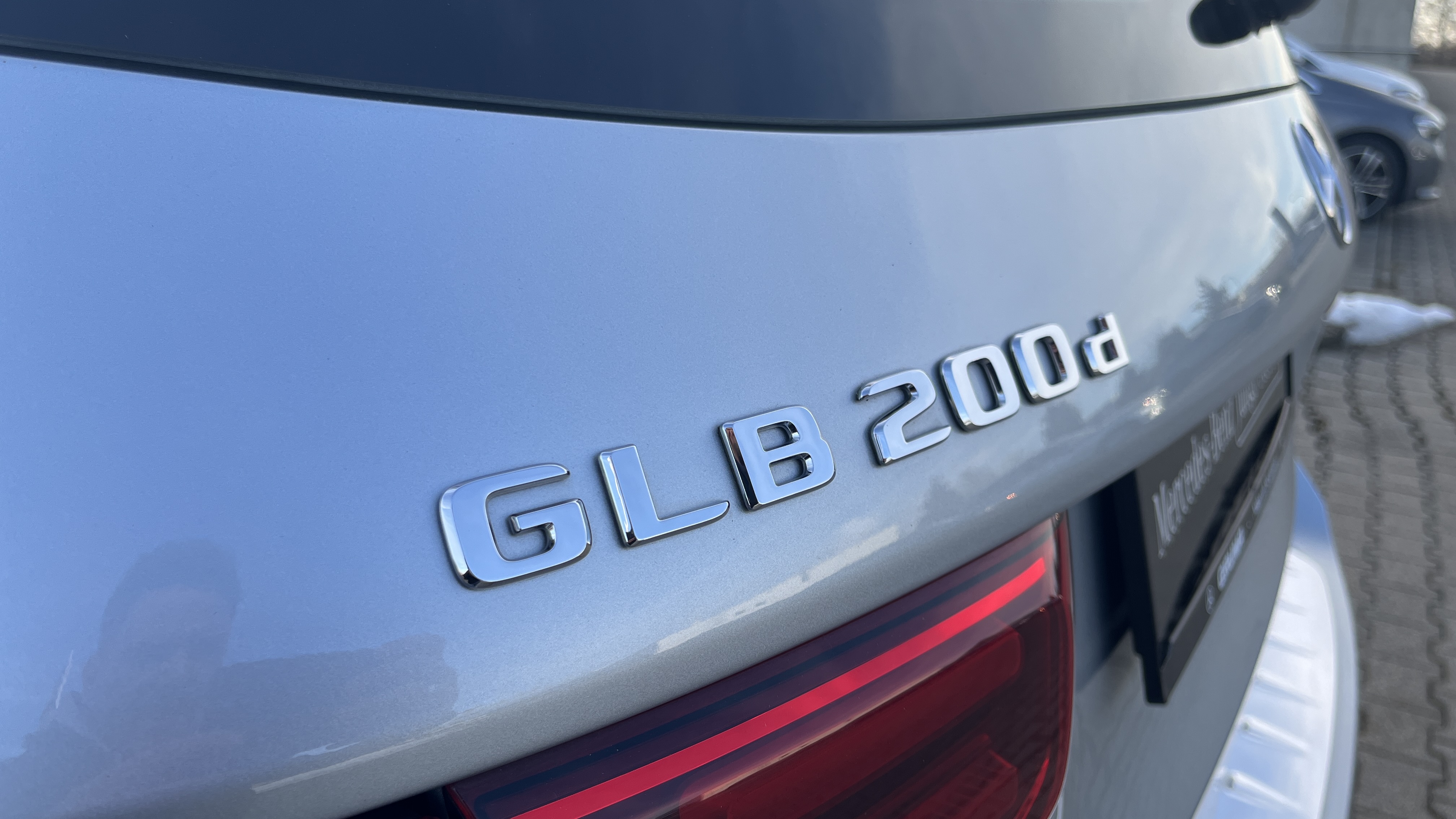 Mercedes-Benz GLB 200 d