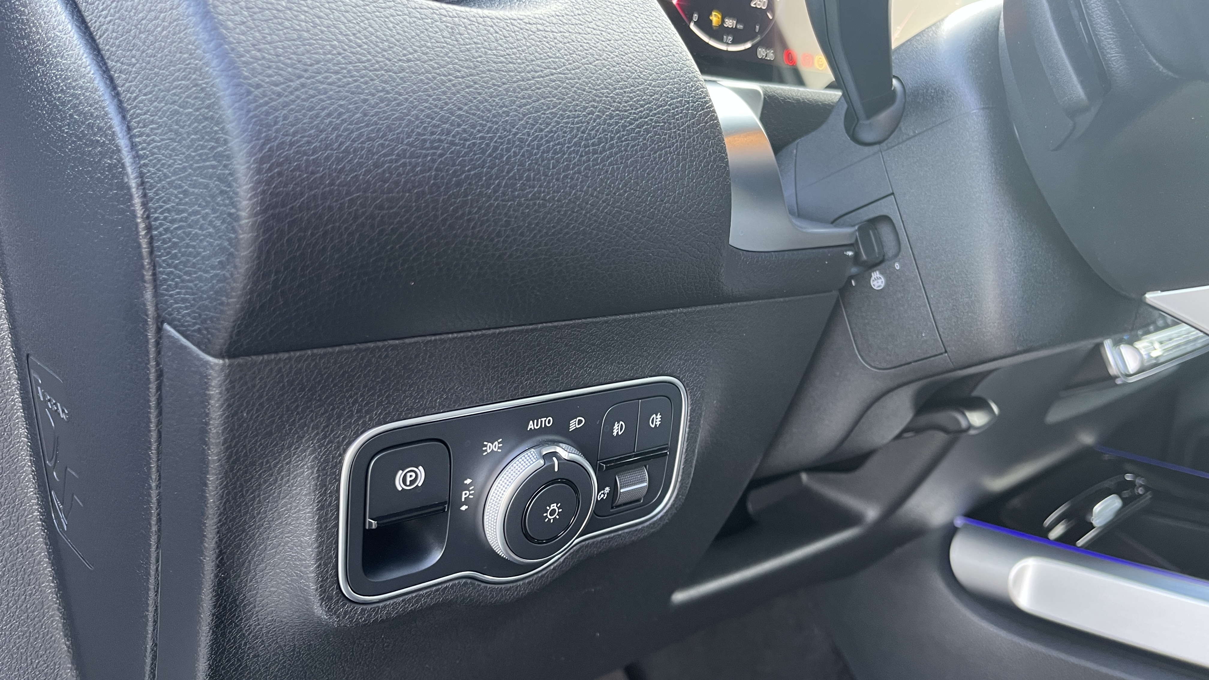 Mercedes-Benz GLB 200 d