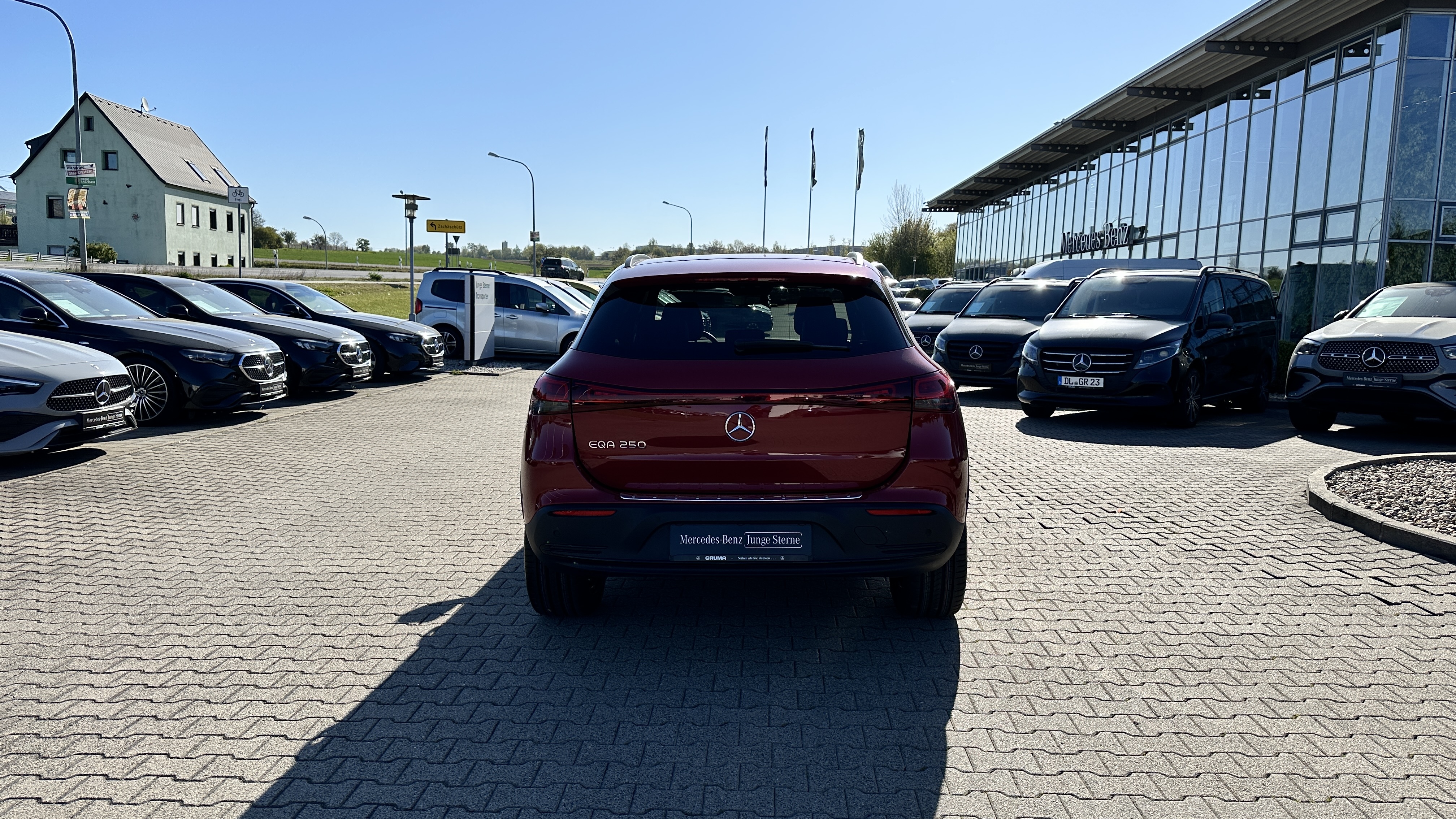 Mercedes-Benz EQA 250 