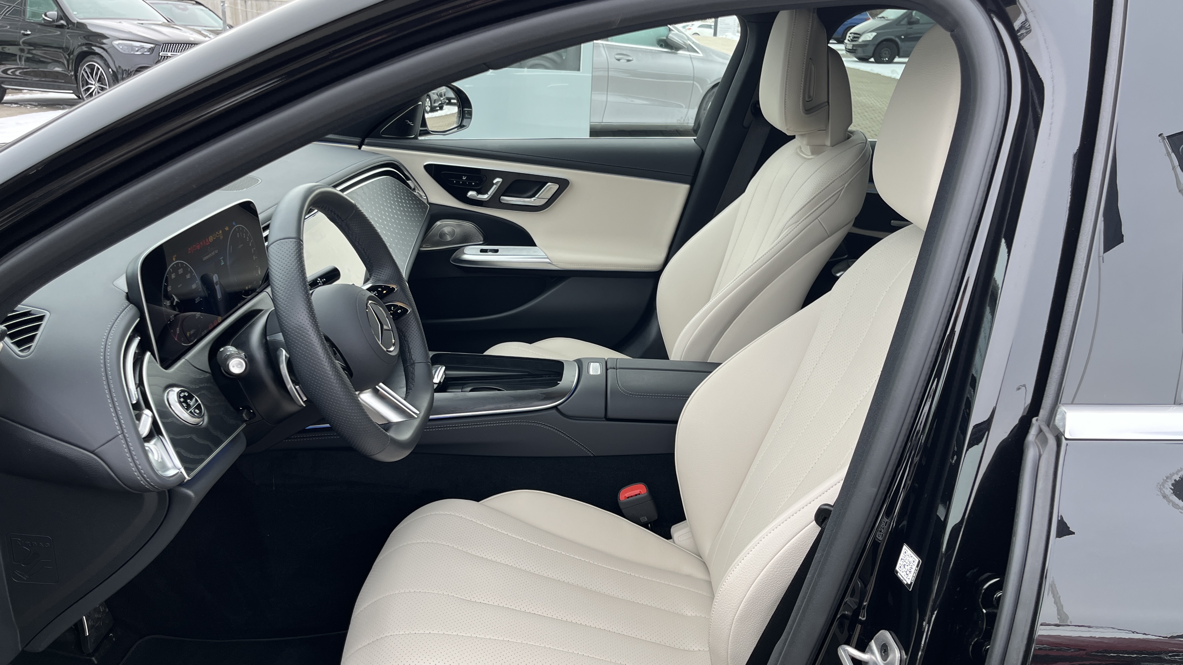 Mercedes-Benz E 300 e T-Modell mit EQ Hybrid Technologie