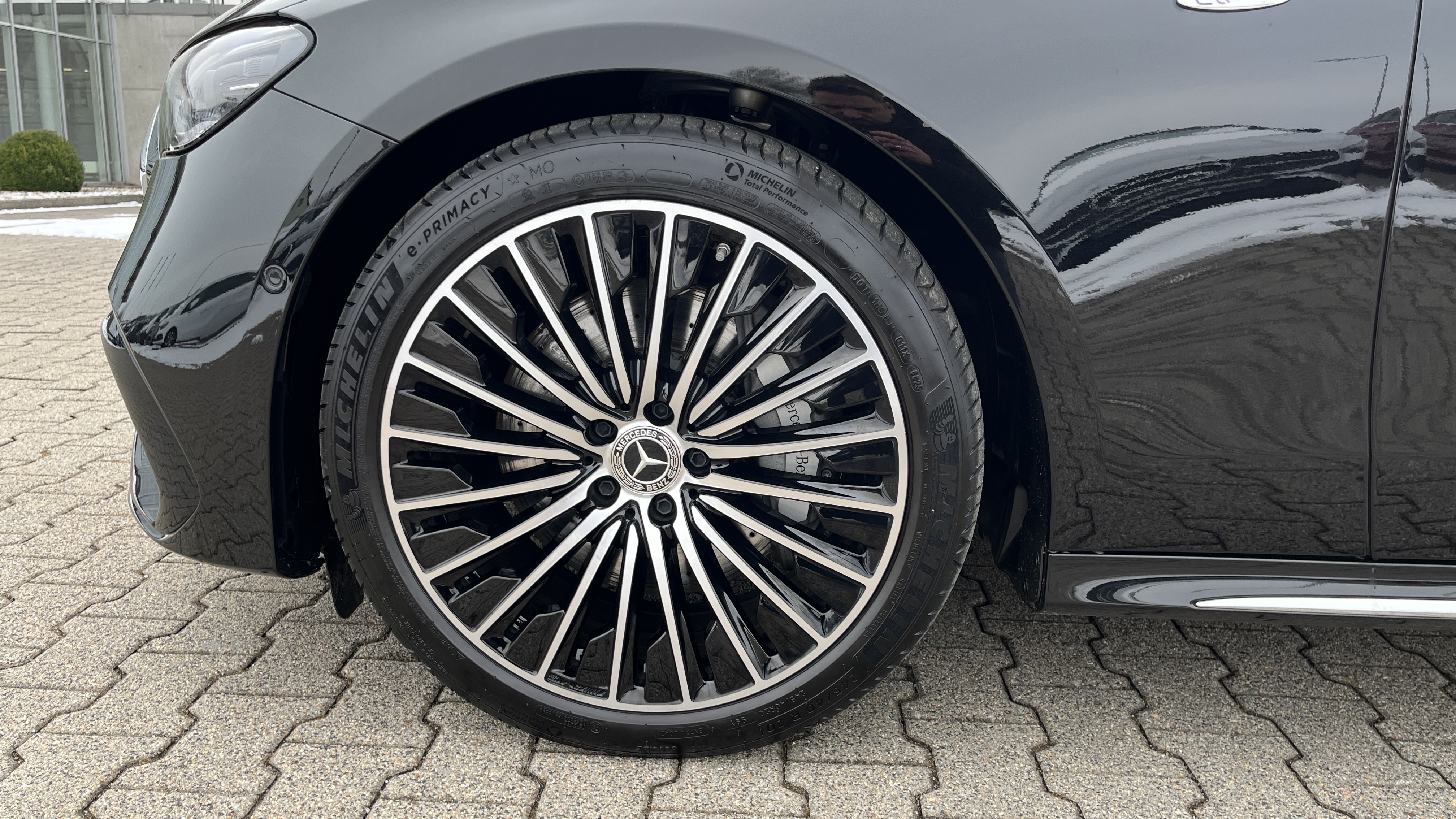 Mercedes-Benz E 300 e T-Modell mit EQ Hybrid Technologie