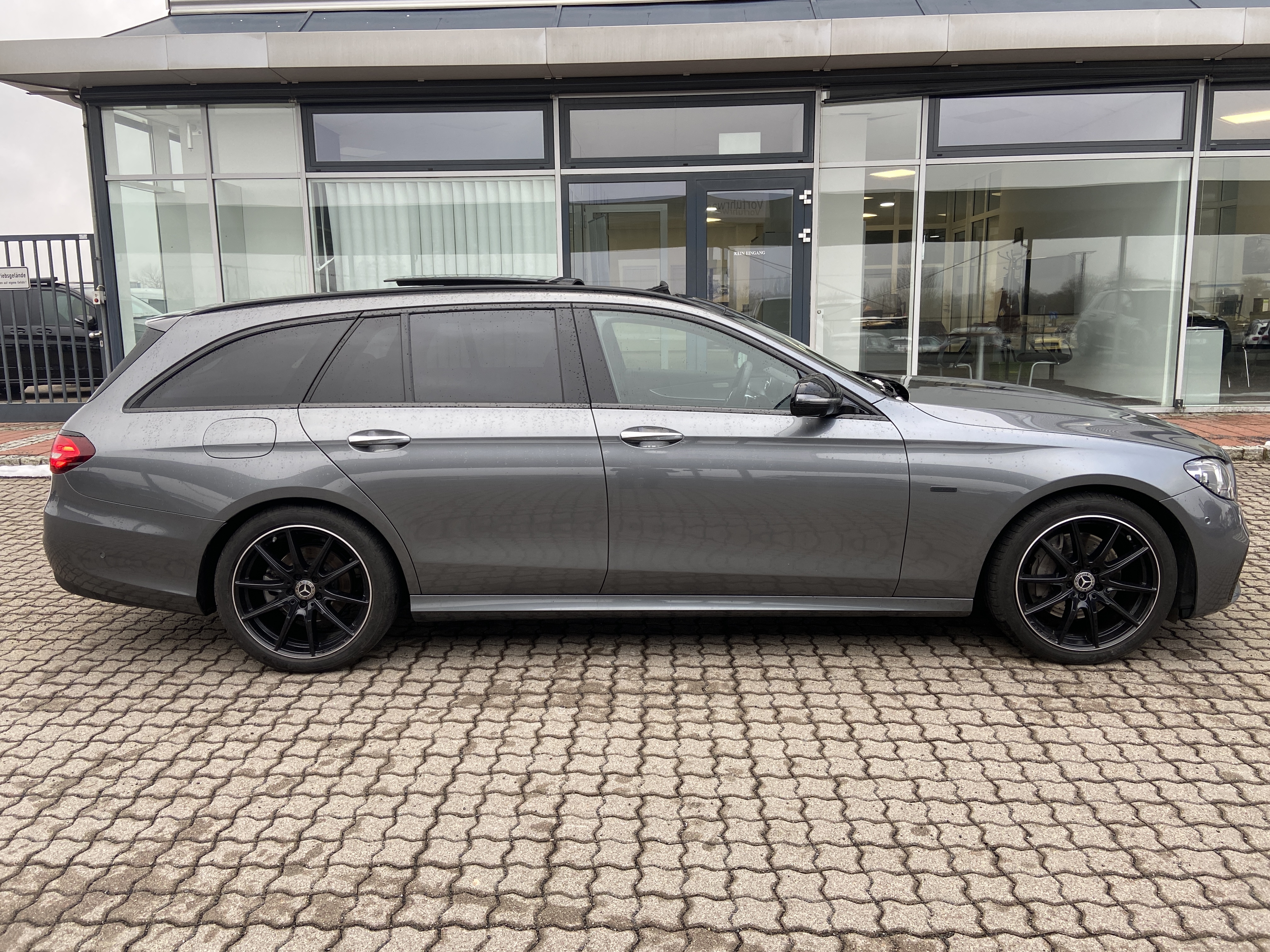 Mercedes-Benz E 220 d T