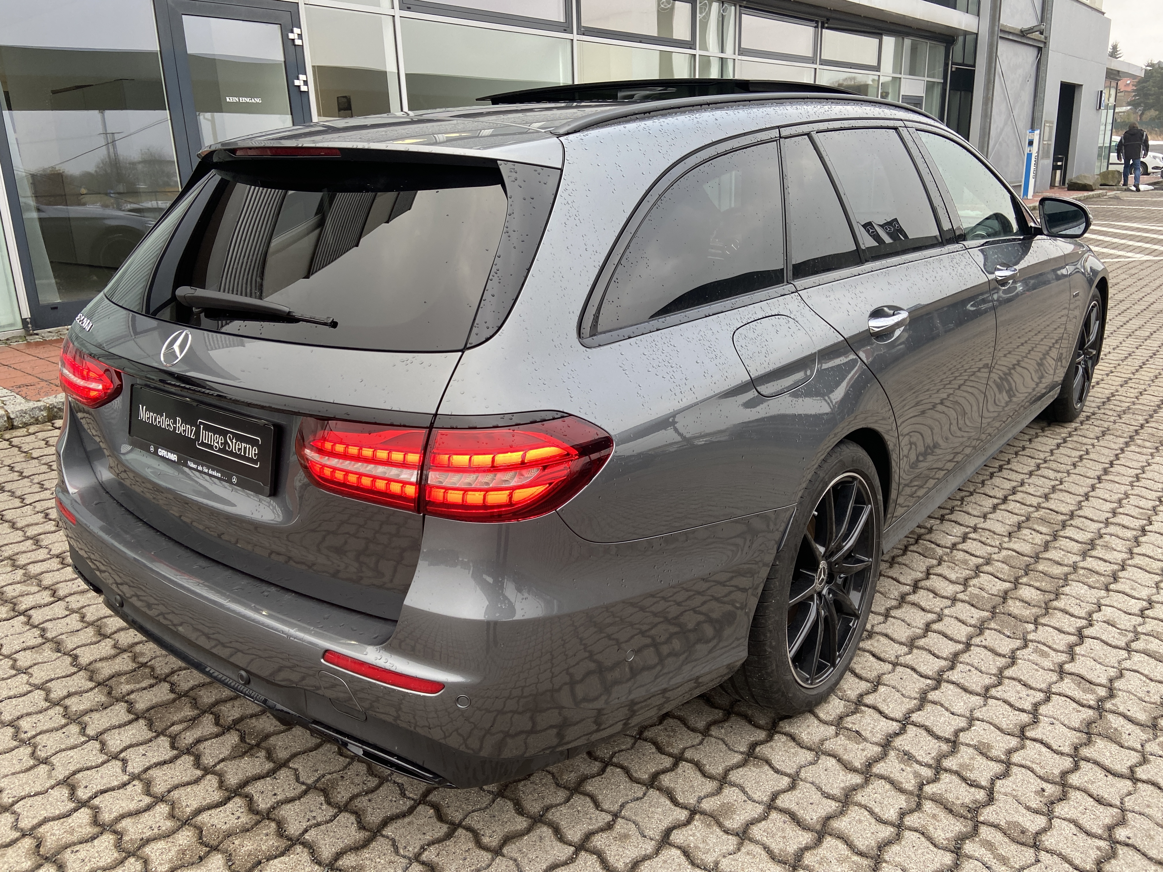 Mercedes-Benz E 220 d T