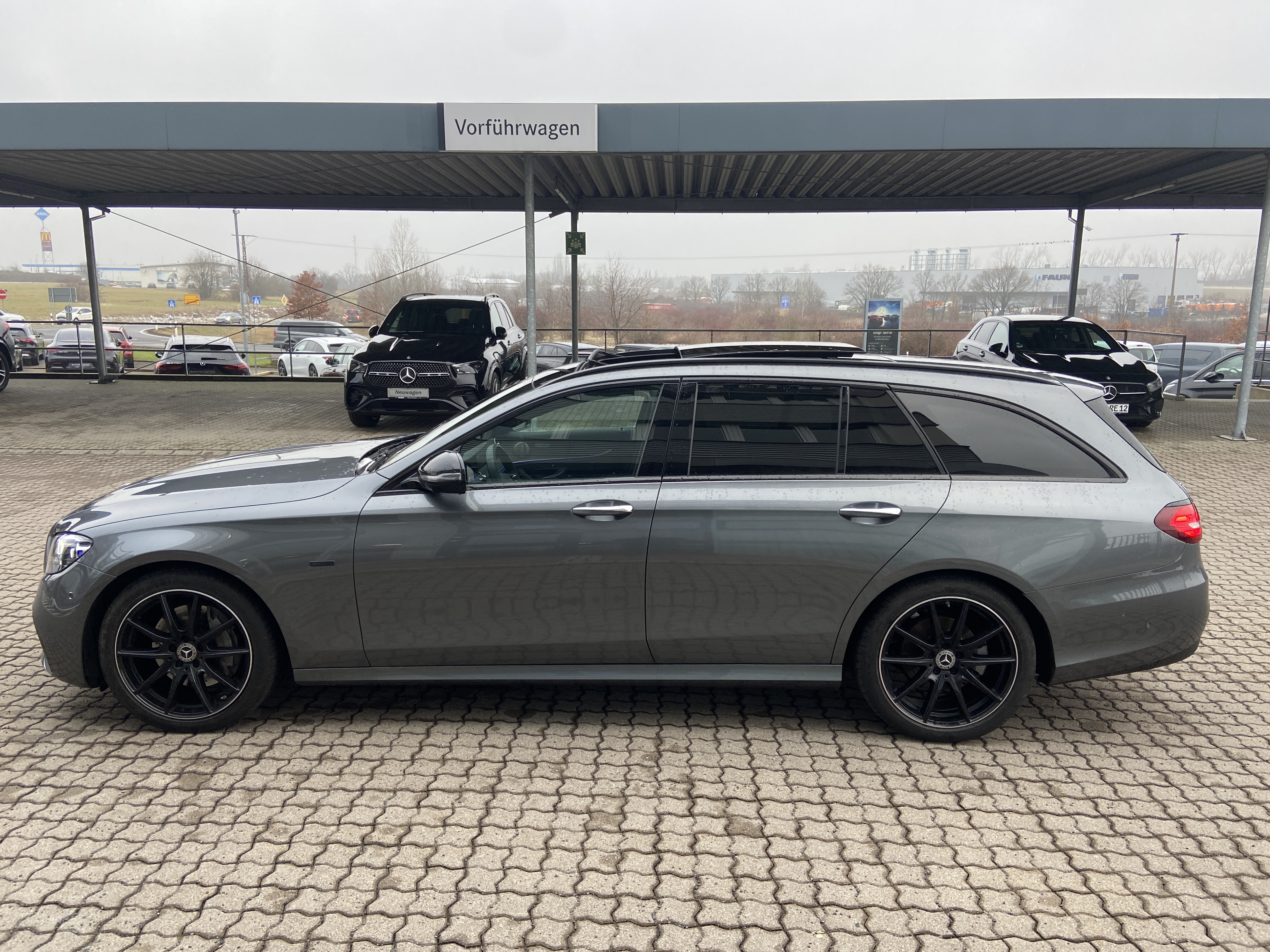 Mercedes-Benz E 220 d T