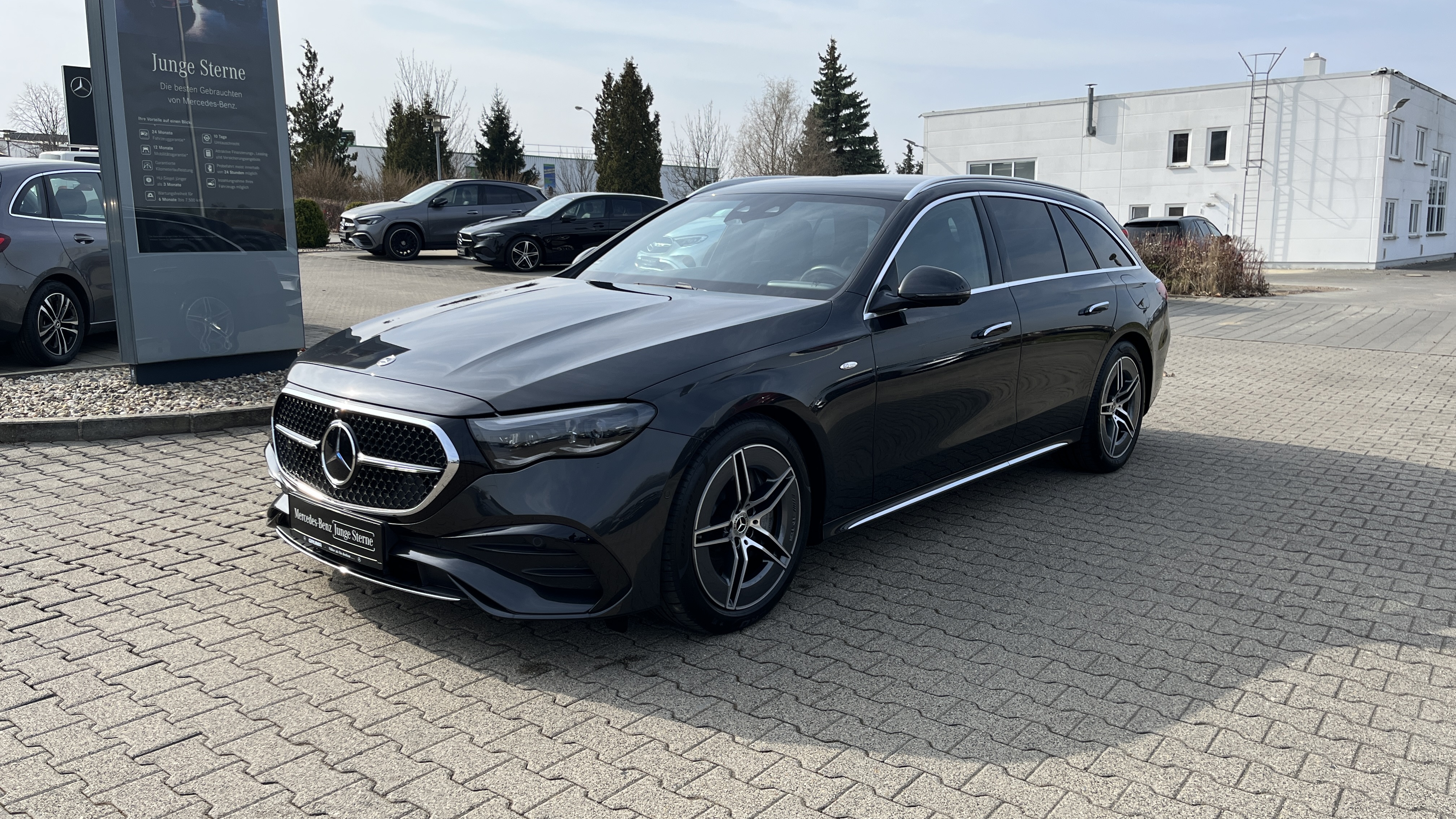 Mercedes-Benz E 300 de 4M T-Modell