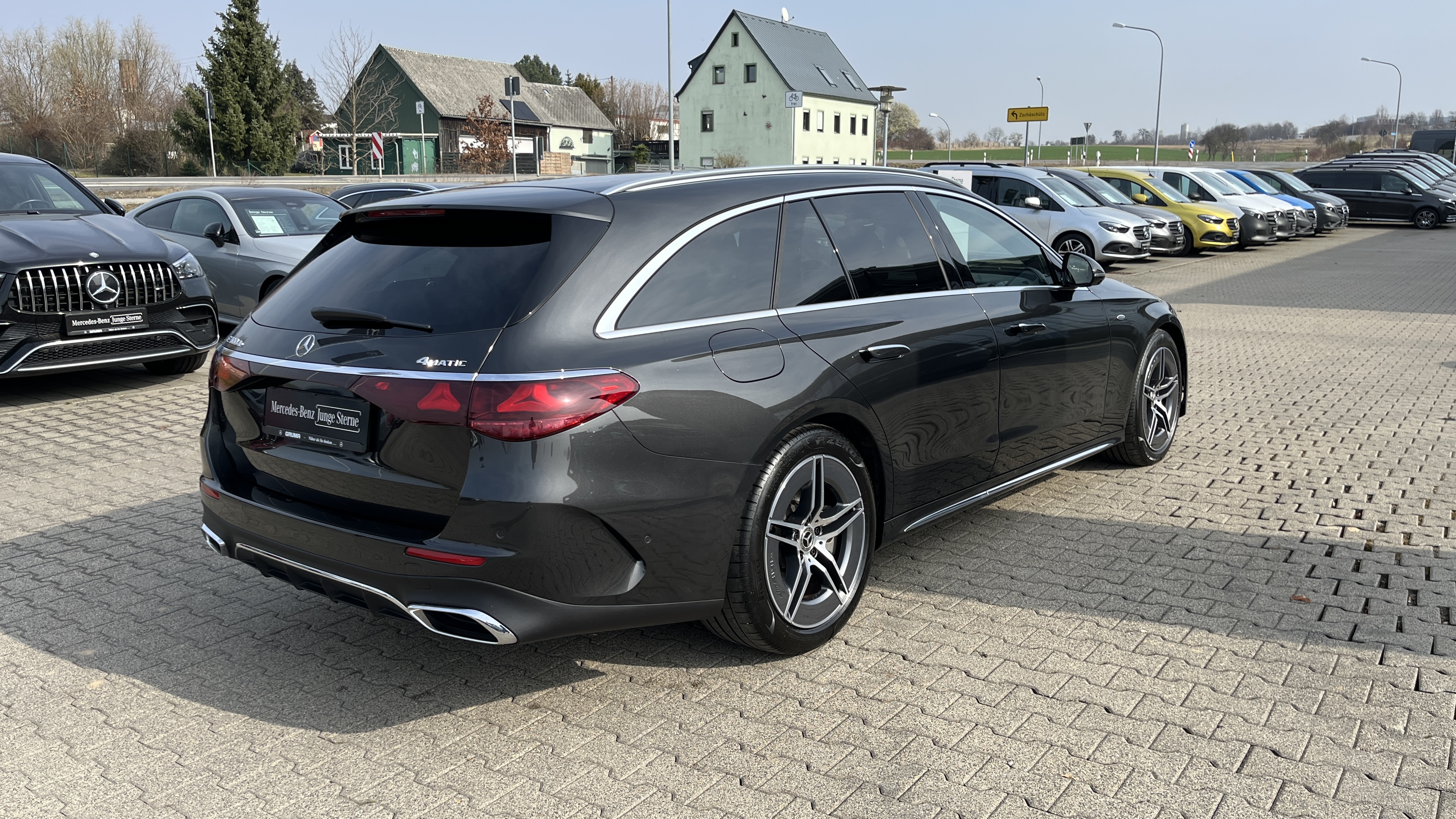 Mercedes-Benz E 300 de 4M T-Modell