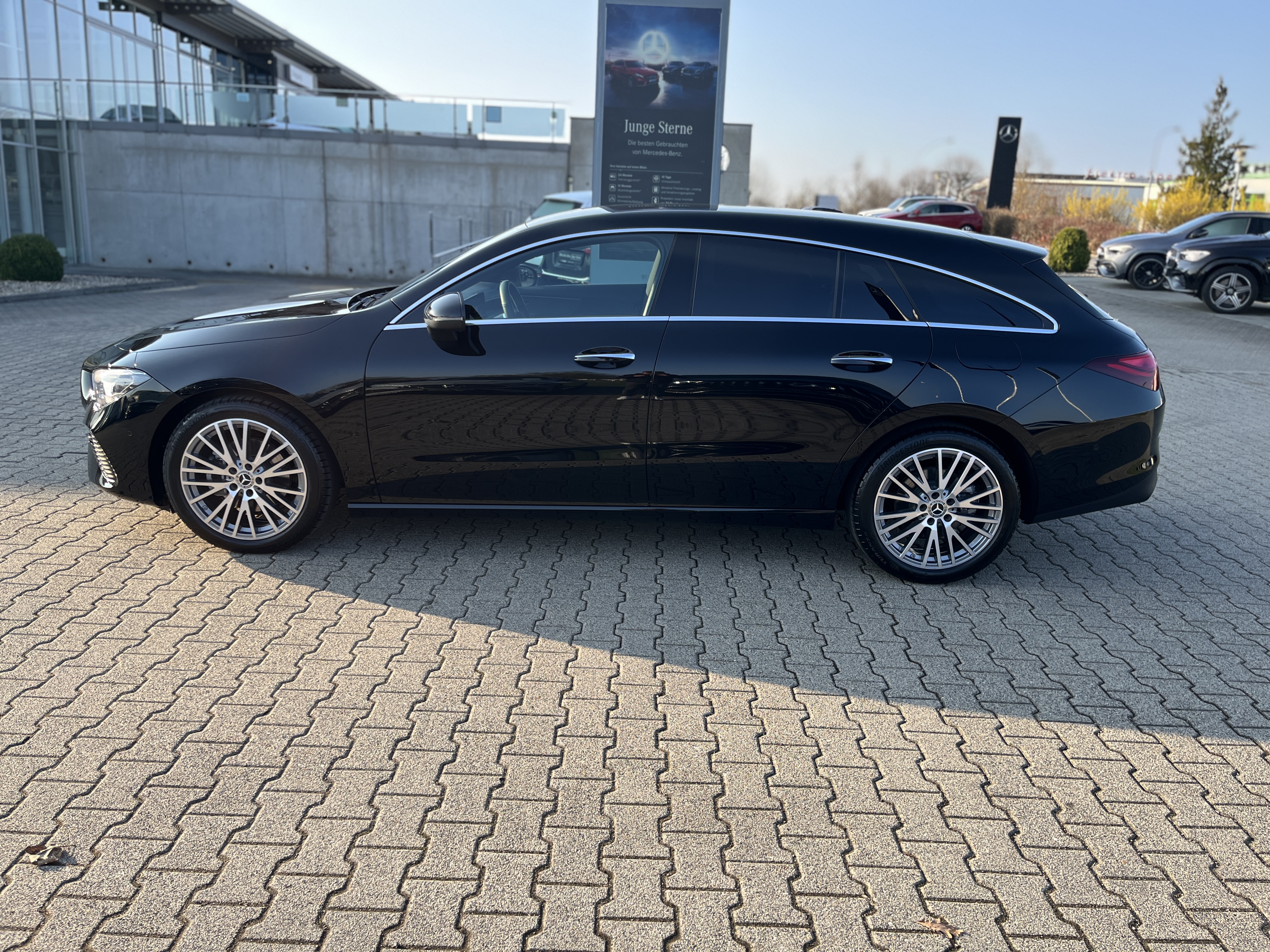 Mercedes-Benz CLA 180 Shooting Brake CLA 180 SB