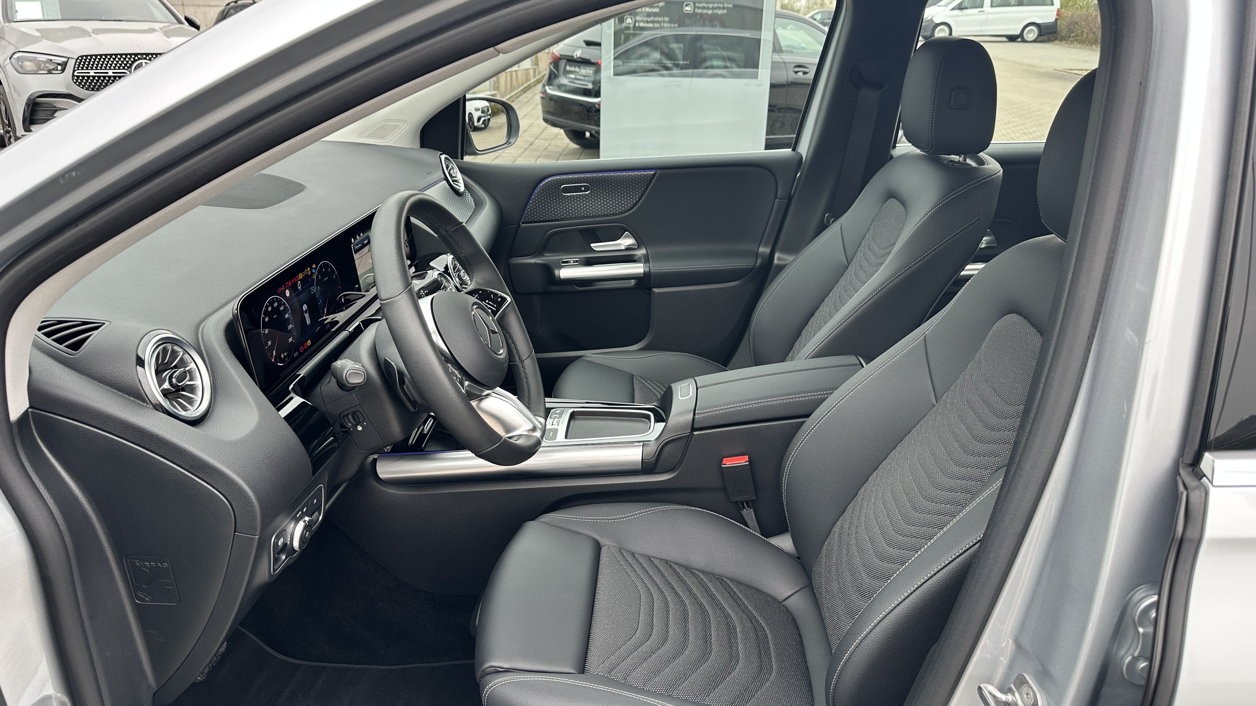 Mercedes-Benz B 200 