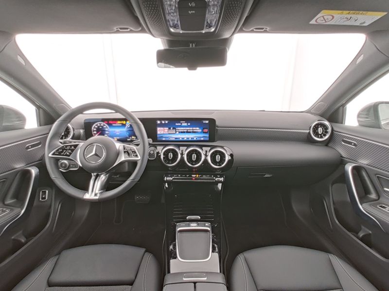 Mercedes-Benz A 250 e