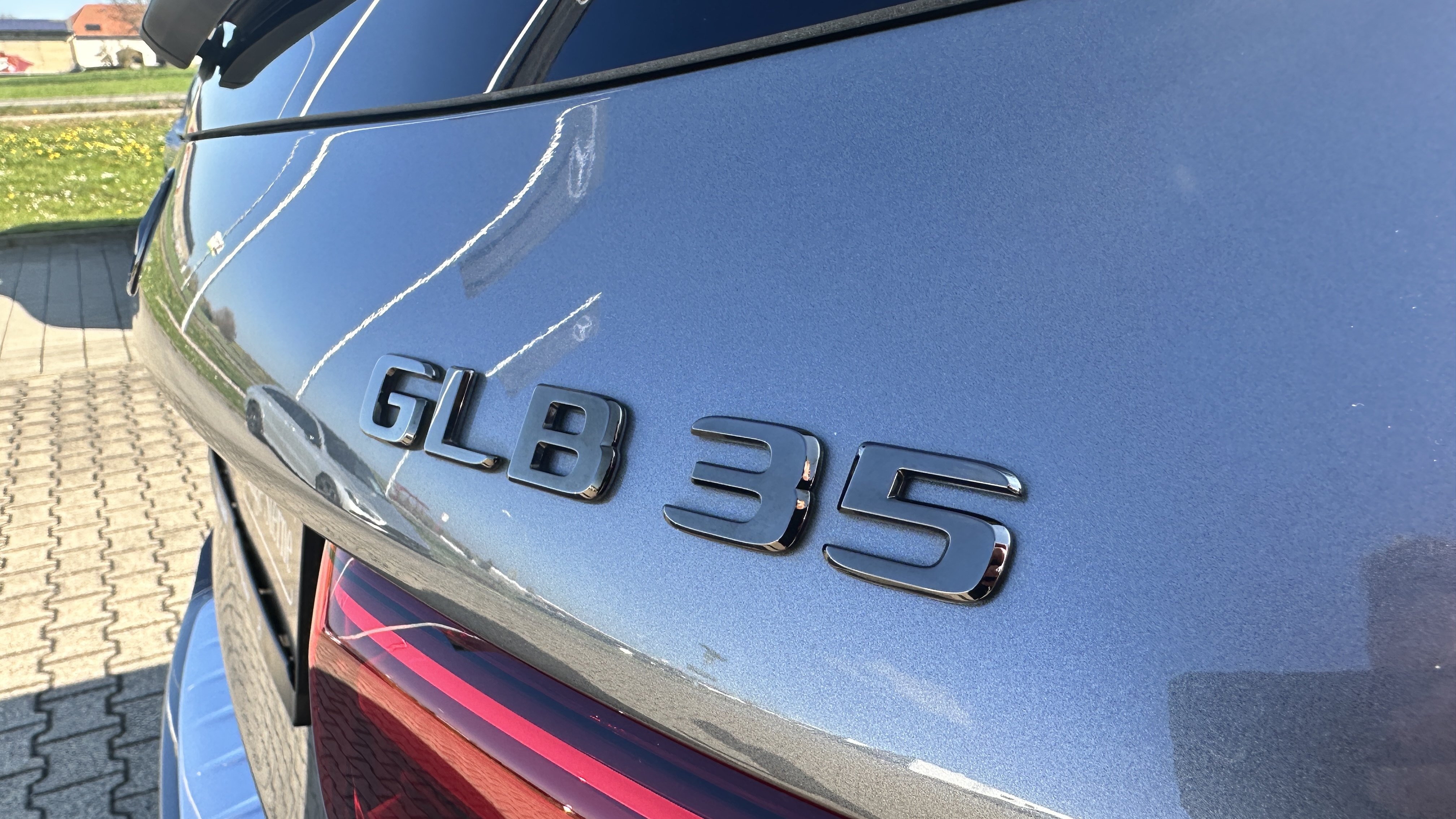 Mercedes-Benz GLB 35 AMG Mercedes-AMG GLB 35 4M