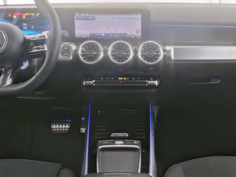 Mercedes-Benz GLB 35 AMG Mercedes-AMG GLB 35 4M