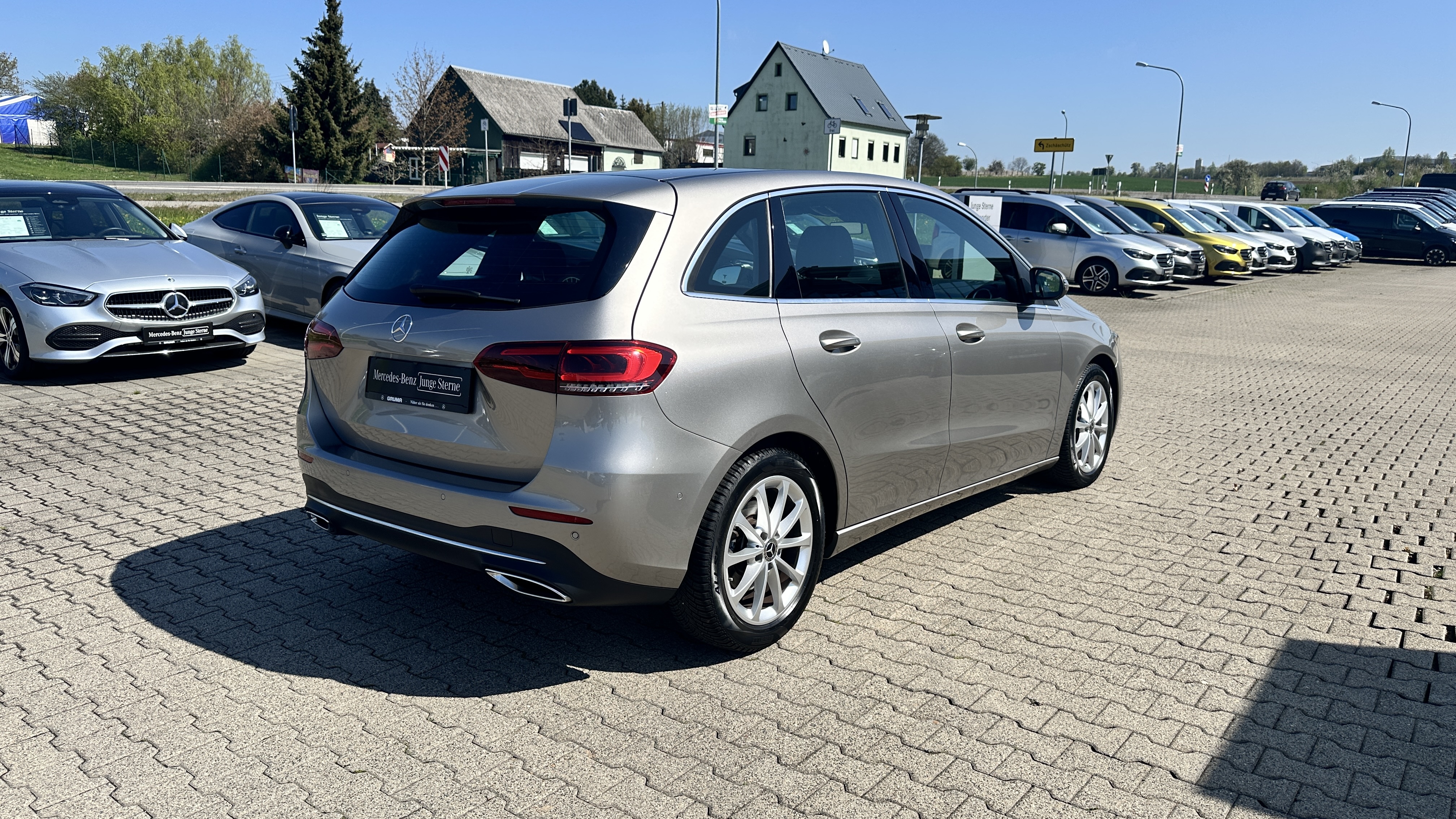 Mercedes-Benz B 200 