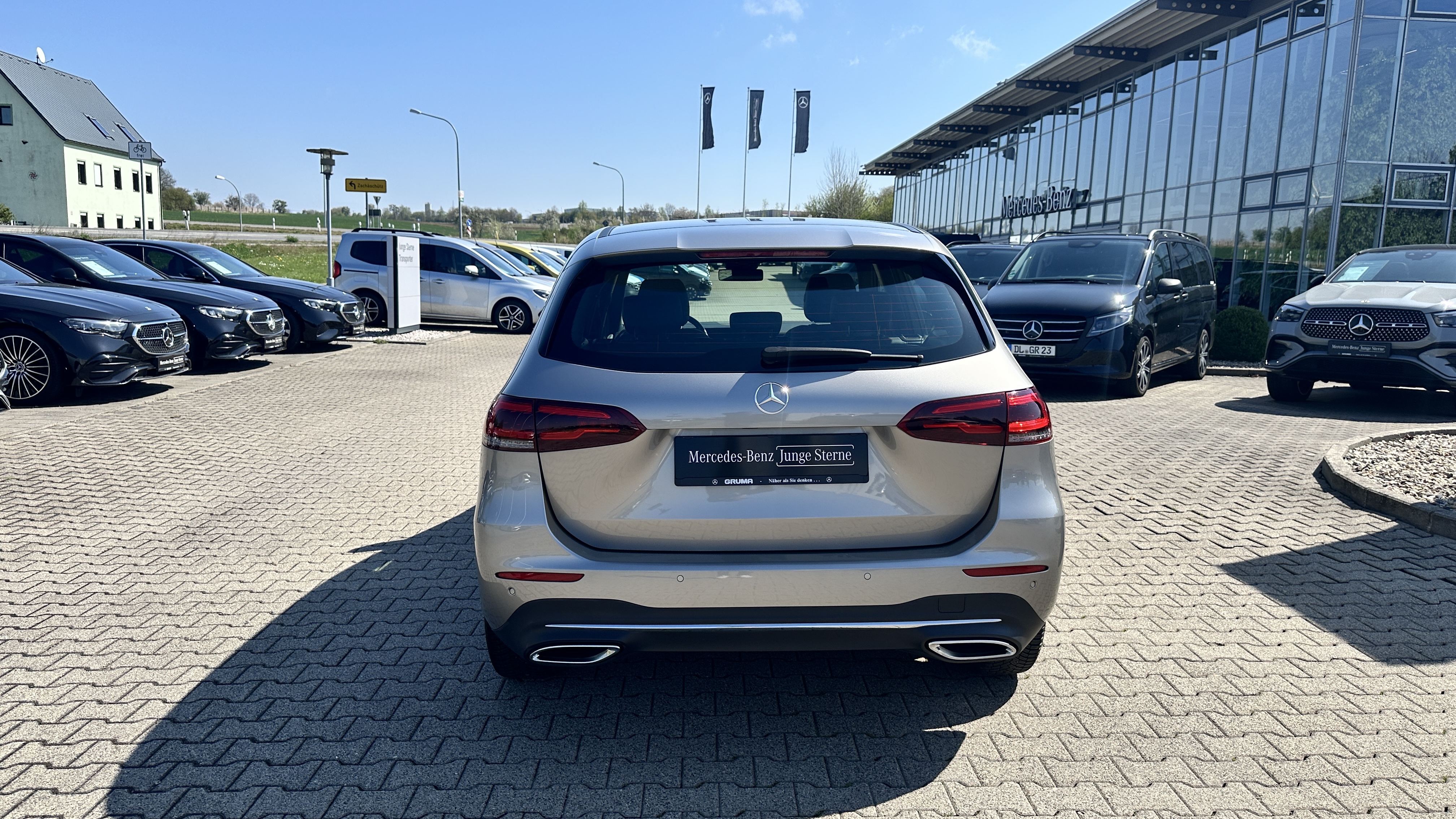 Mercedes-Benz B 200 