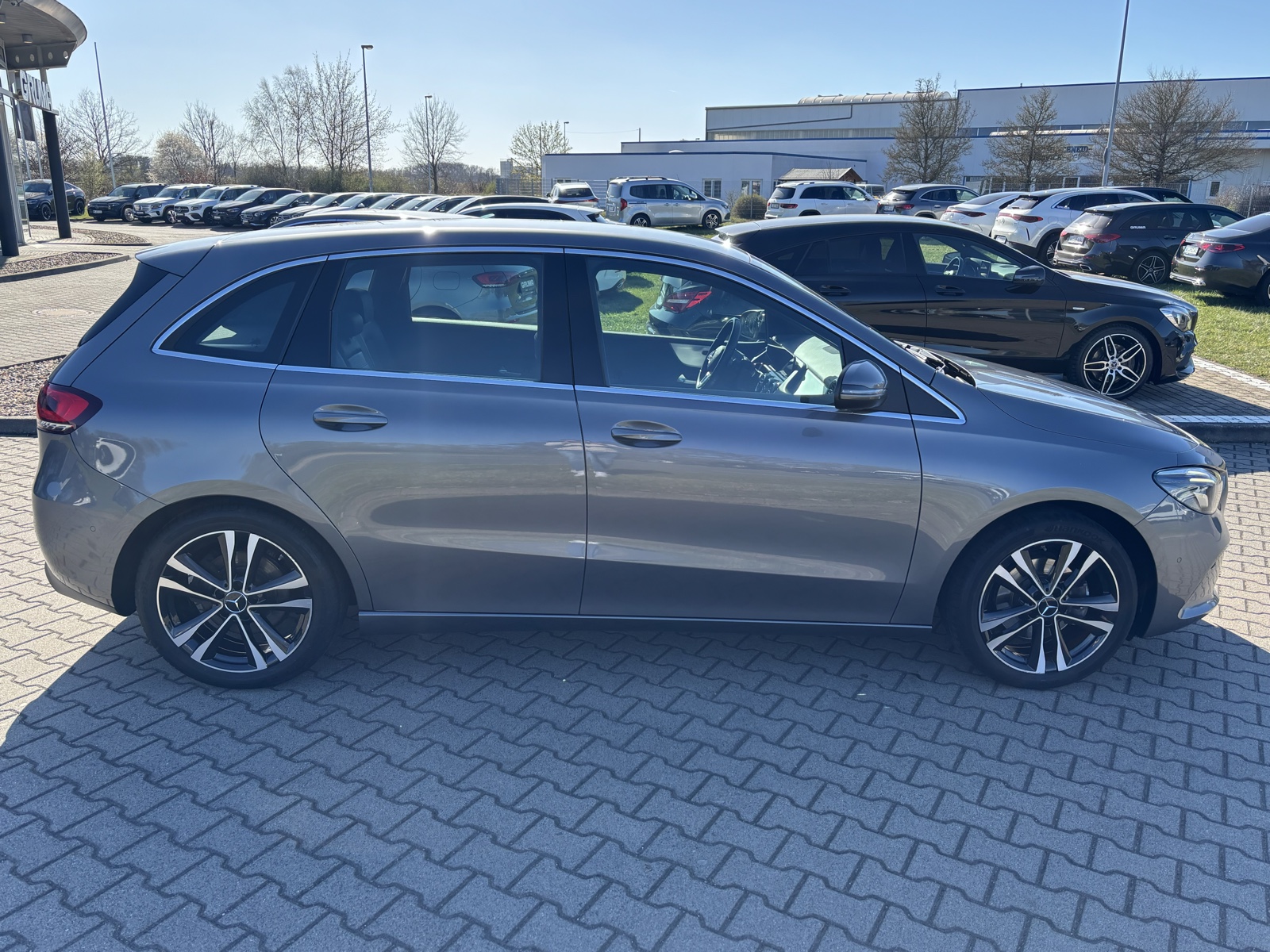 Mercedes-Benz B 200 