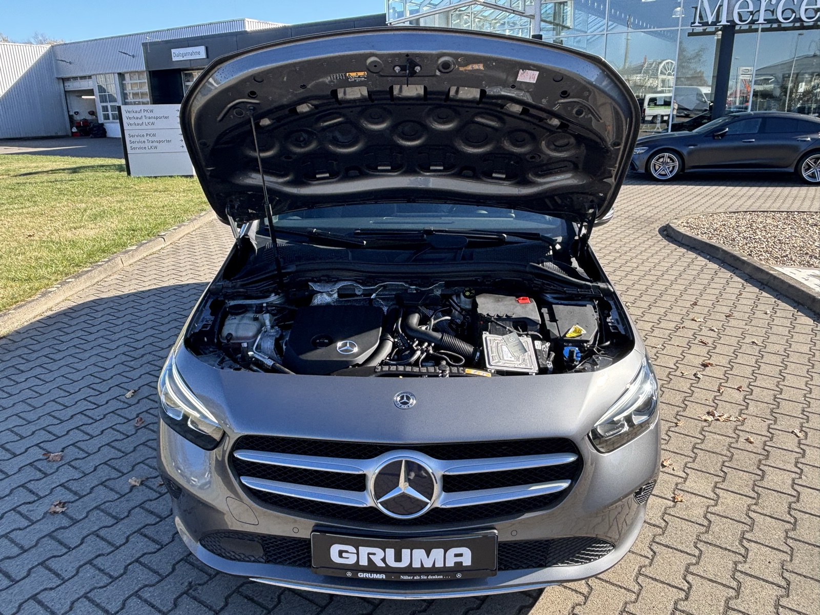 Mercedes-Benz B 200 