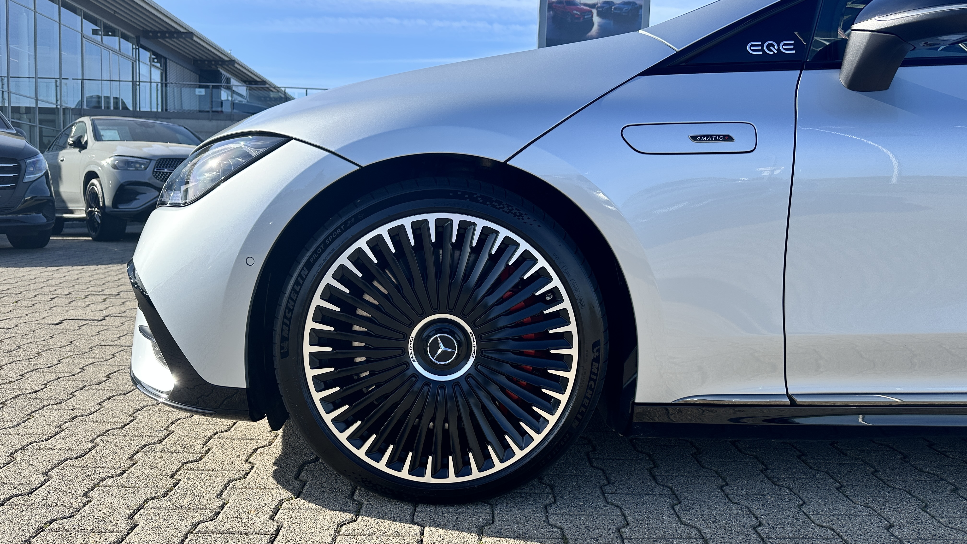 Mercedes-Benz EQE 53 AMG Mercedes-AMG EQE 53 4M+