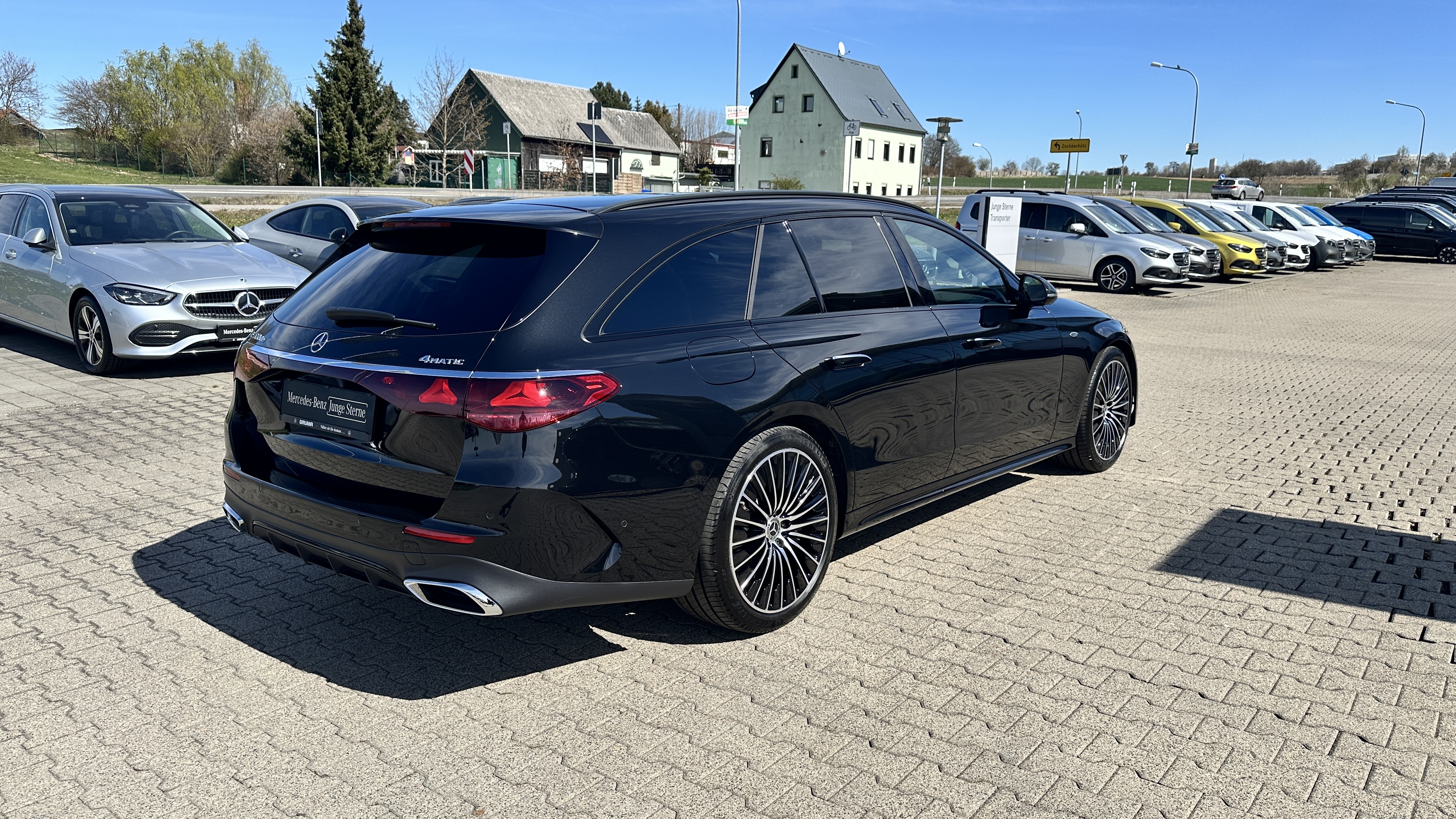 Mercedes-Benz E 300 de 4M T