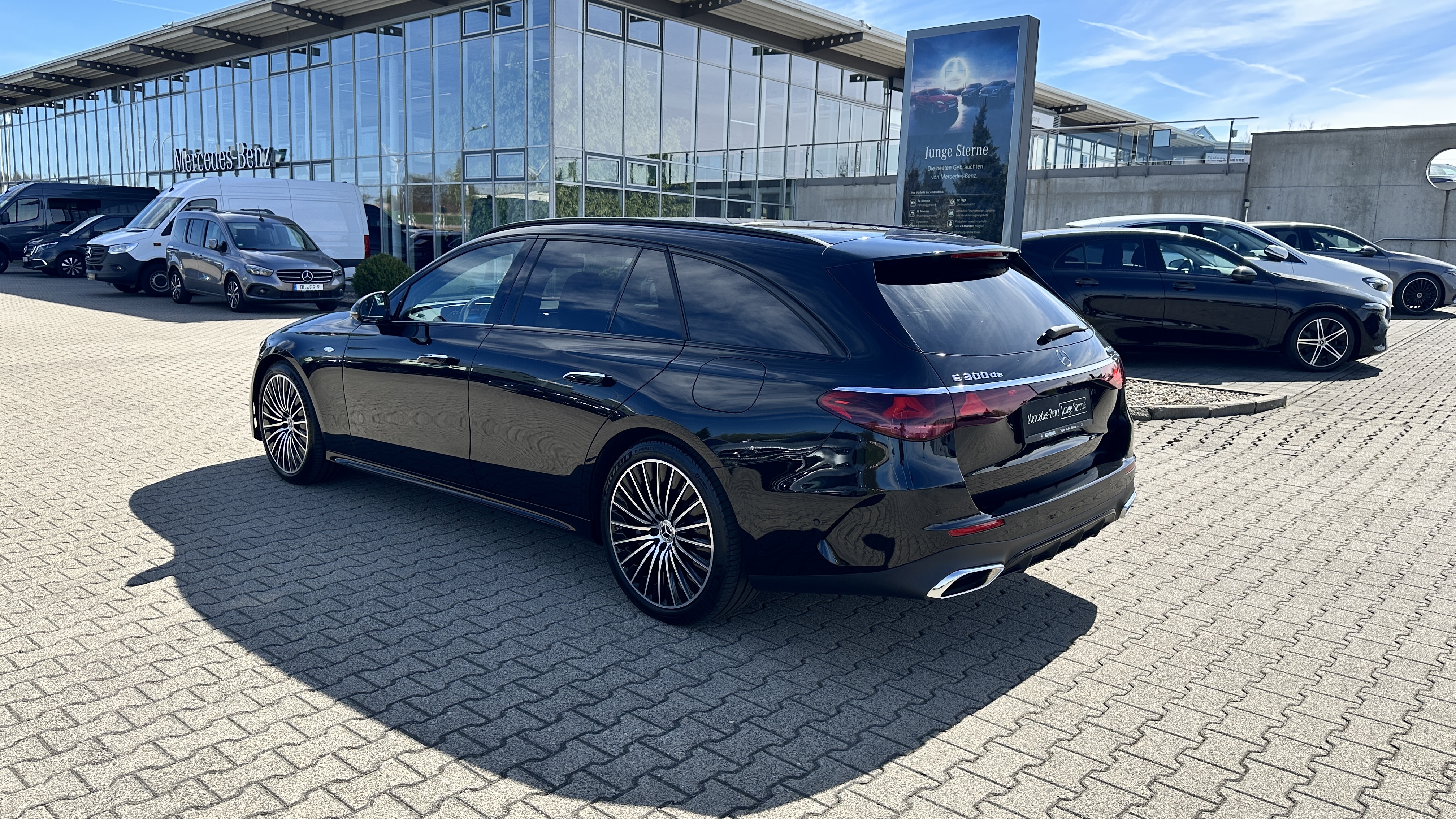 Mercedes-Benz E 300 de 4M T