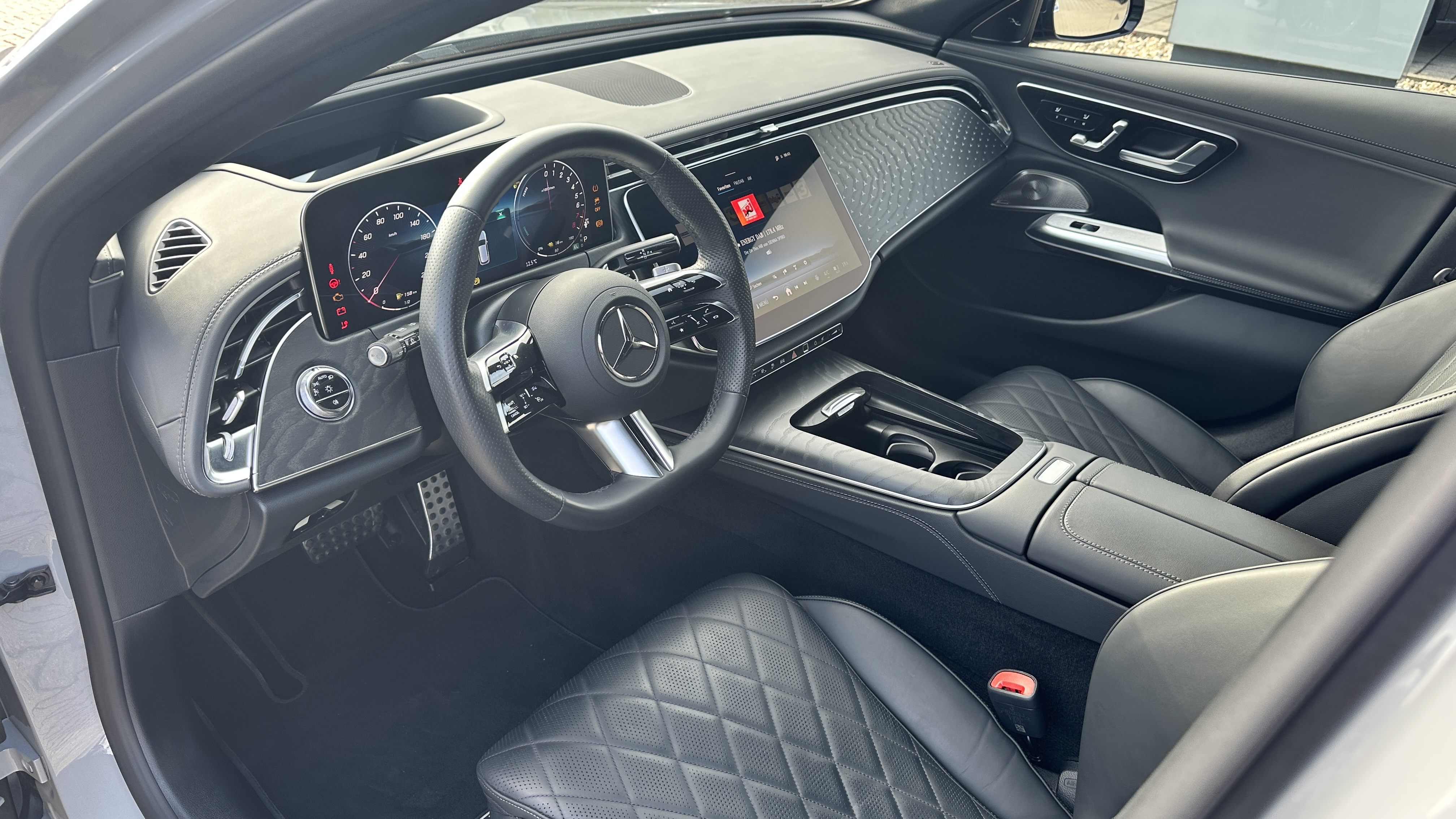Mercedes-Benz E 300 e T