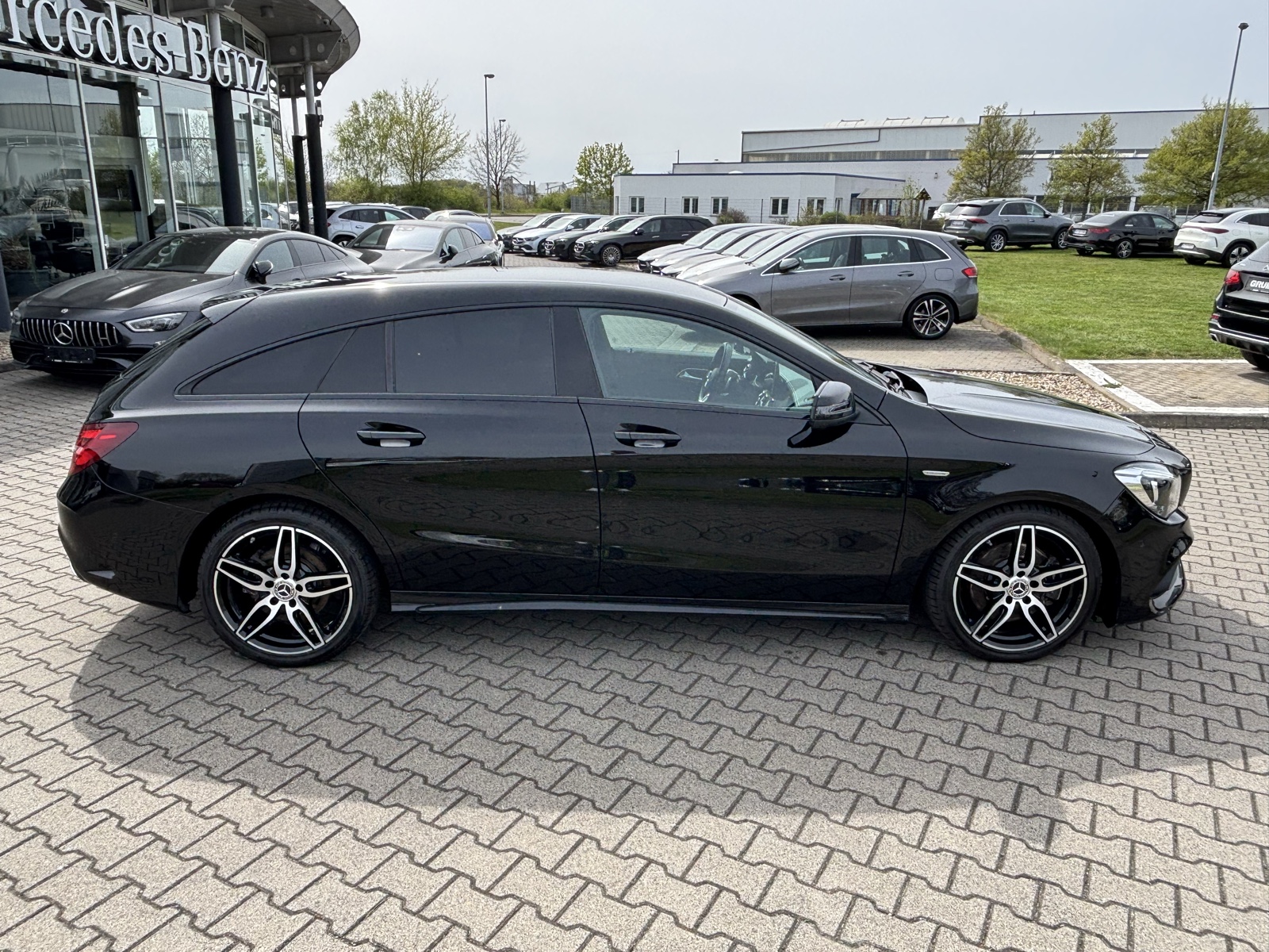 Mercedes-Benz CLA 220 d 4M SB