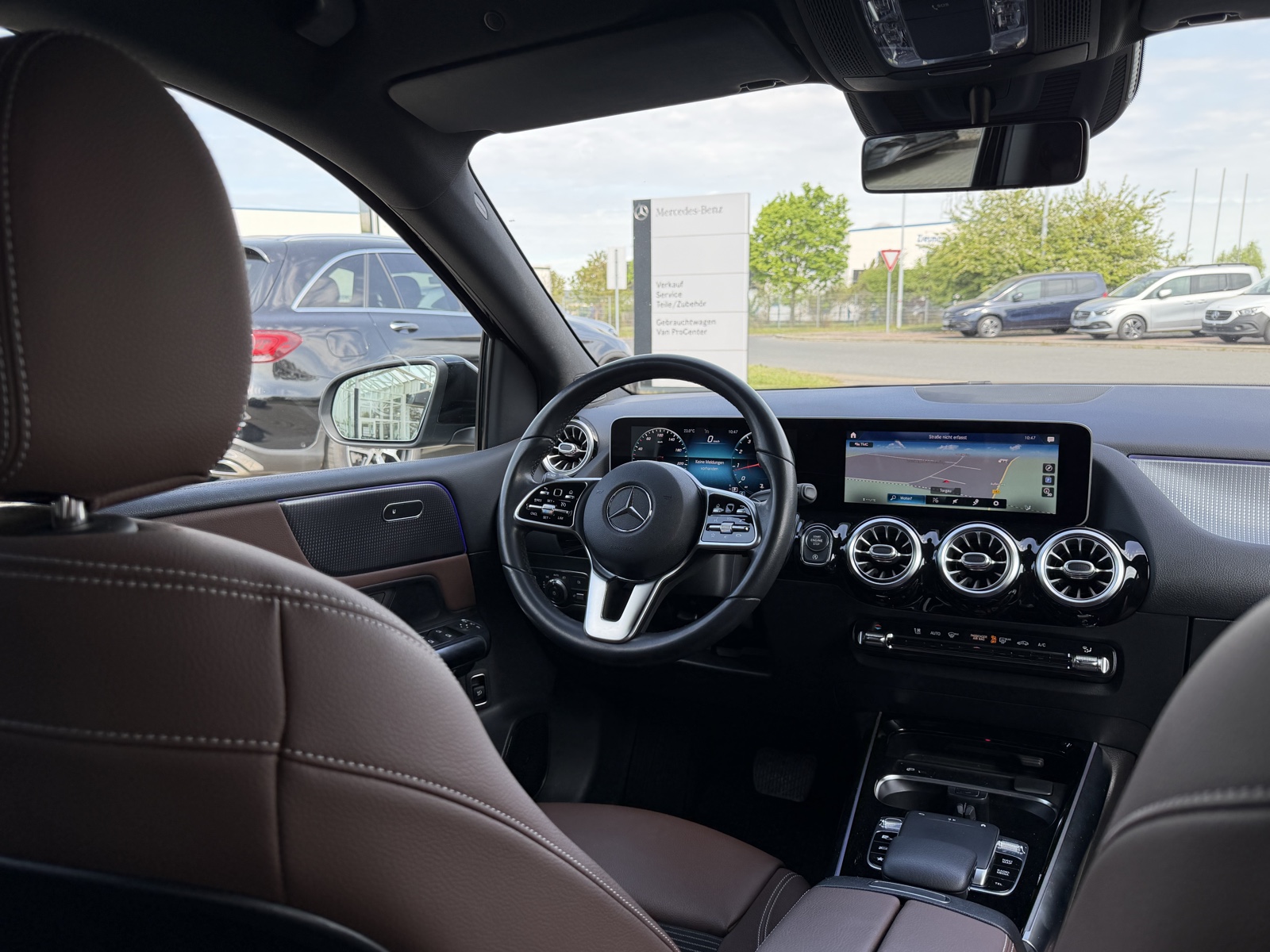 Mercedes-Benz B 180 