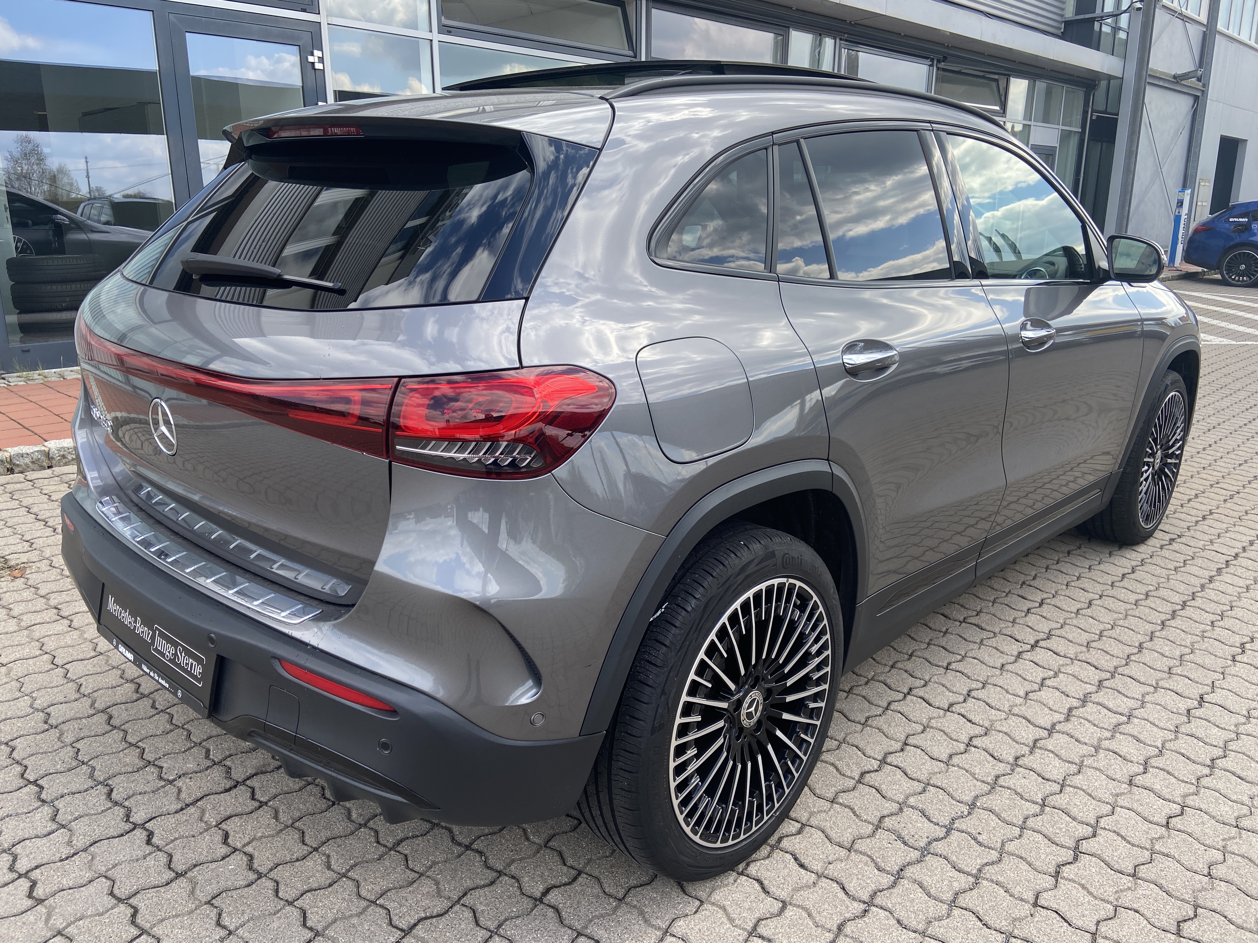 Mercedes-Benz EQA 250 