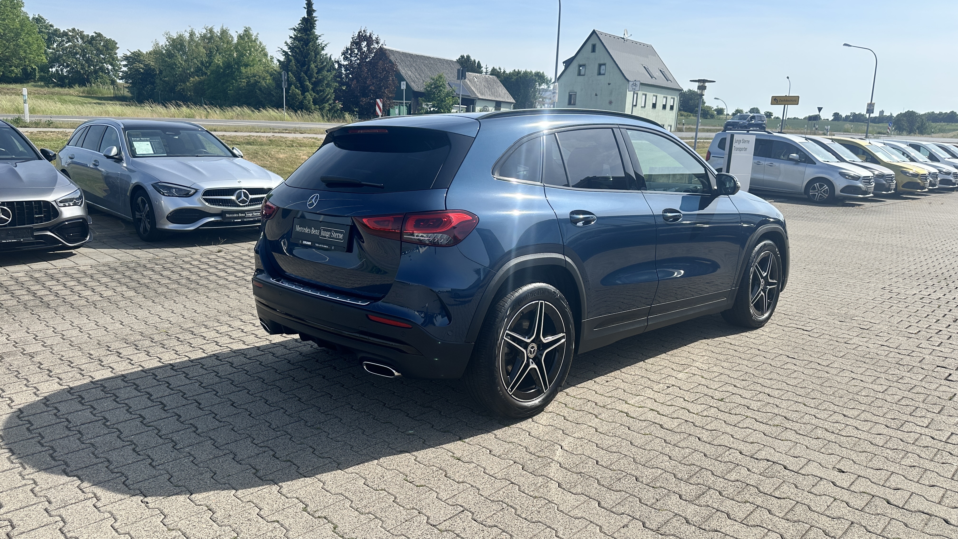 Mercedes-Benz GLA 200 
