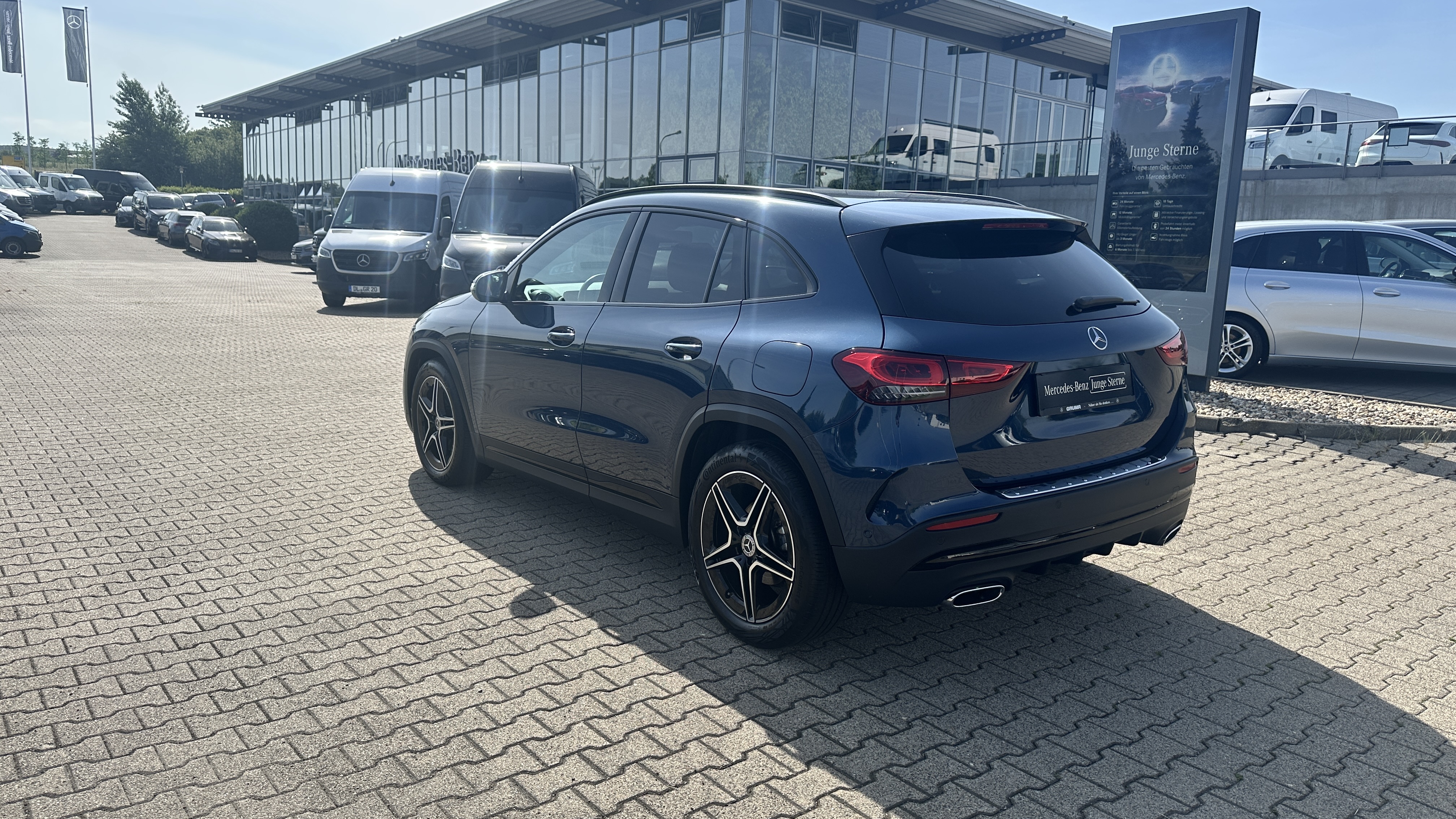Mercedes-Benz GLA 200 