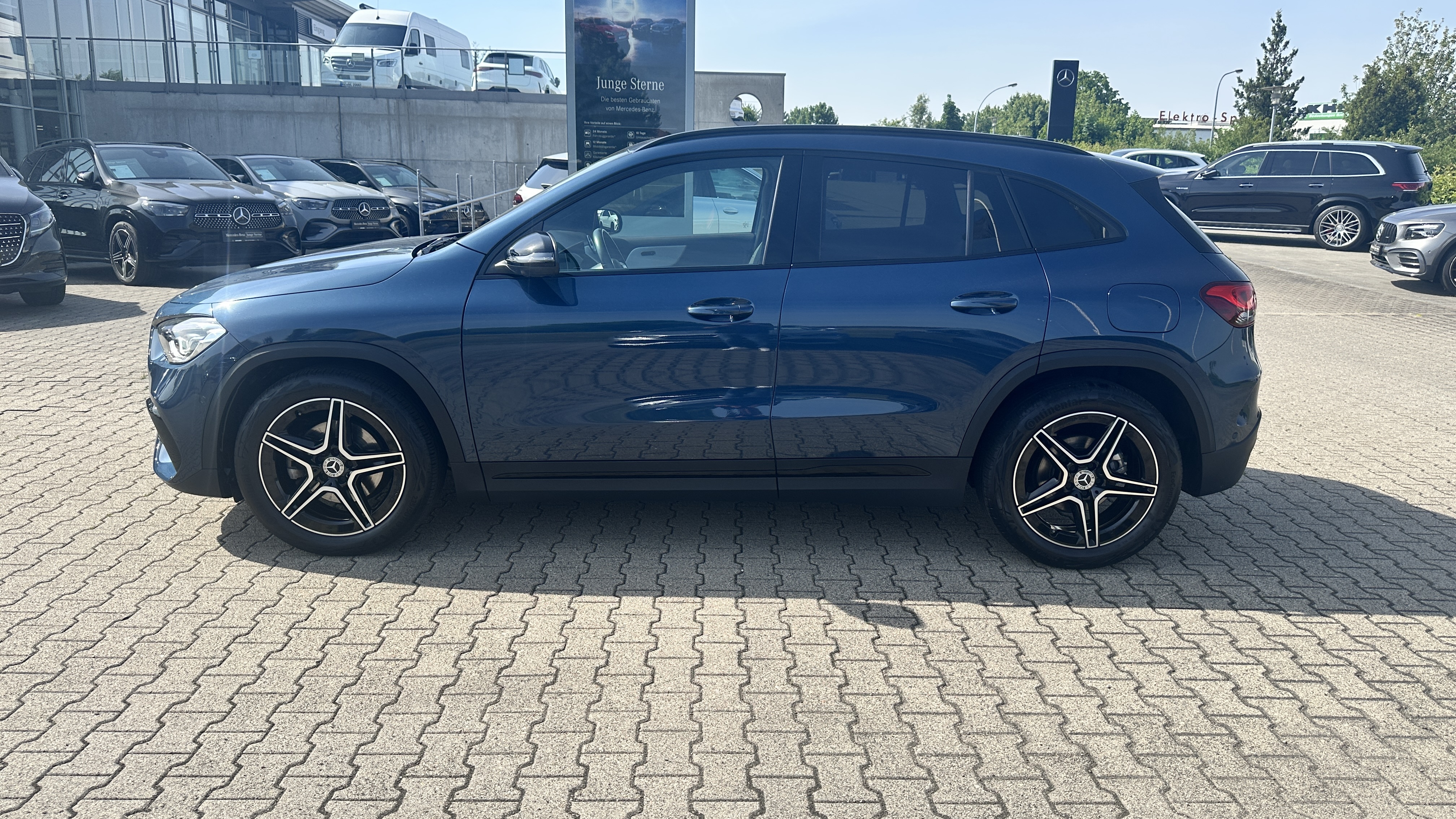 Mercedes-Benz GLA 200 