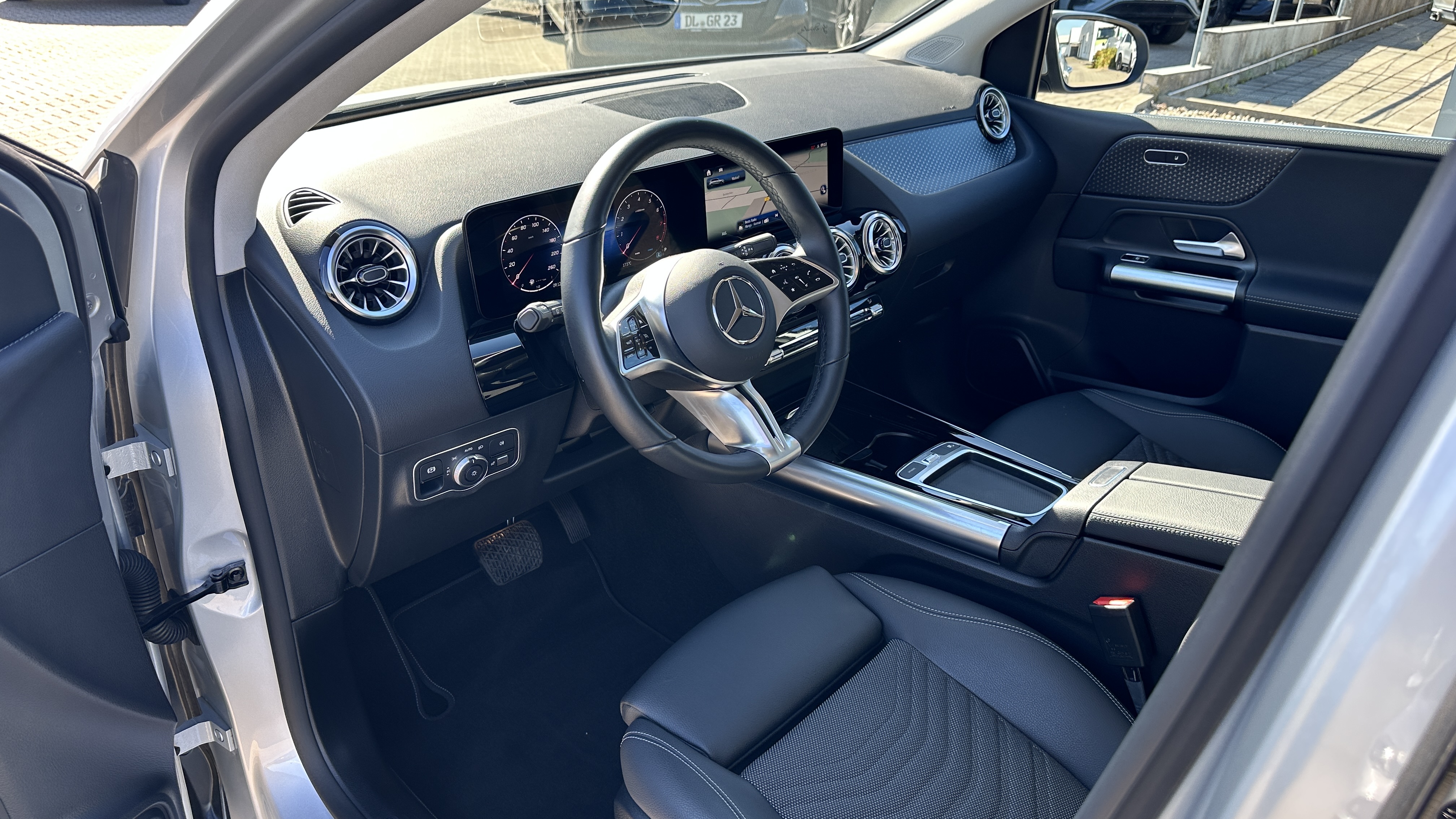 Mercedes-Benz B 220 4MATIC