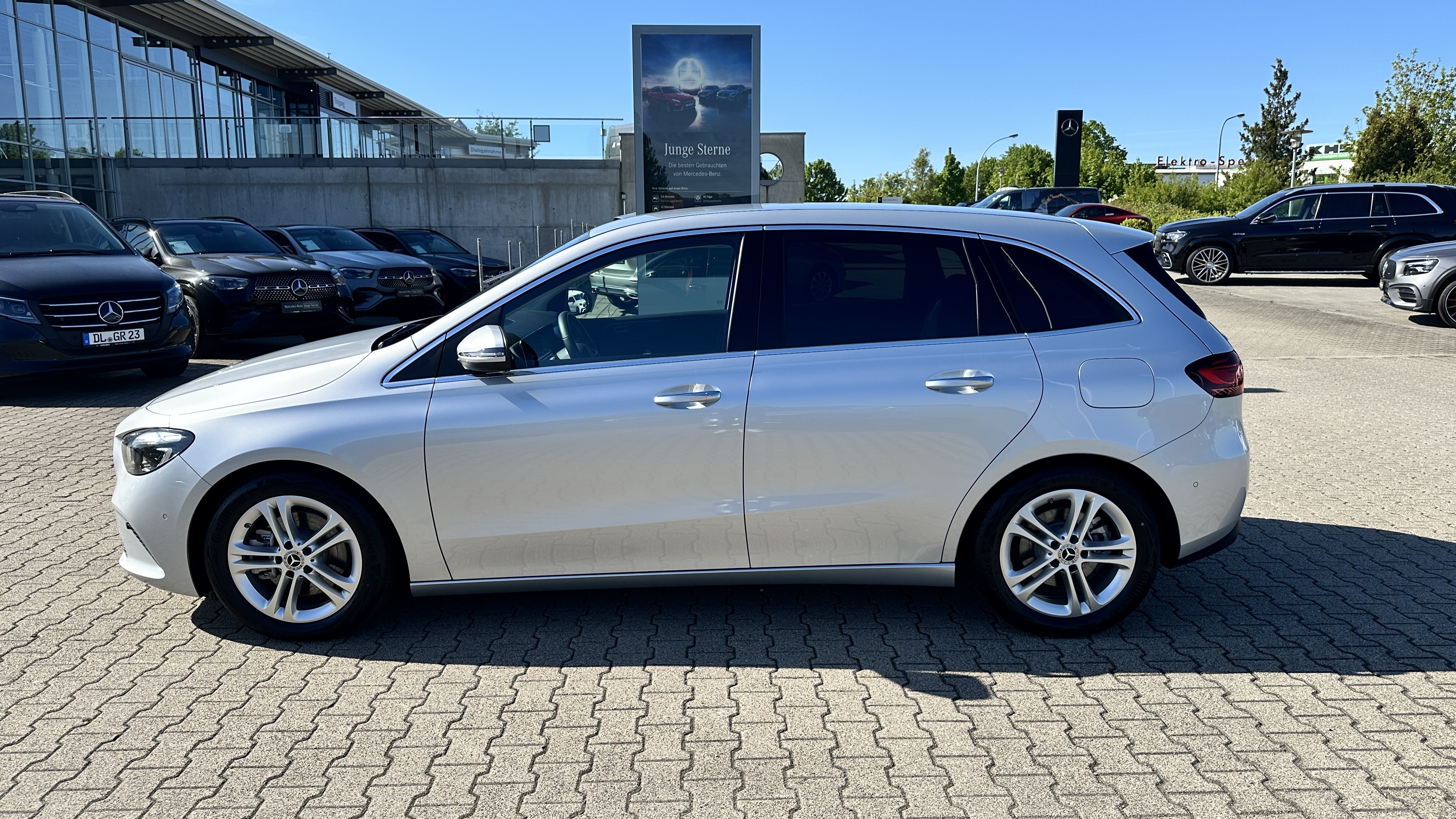 Mercedes-Benz B 220 4MATIC