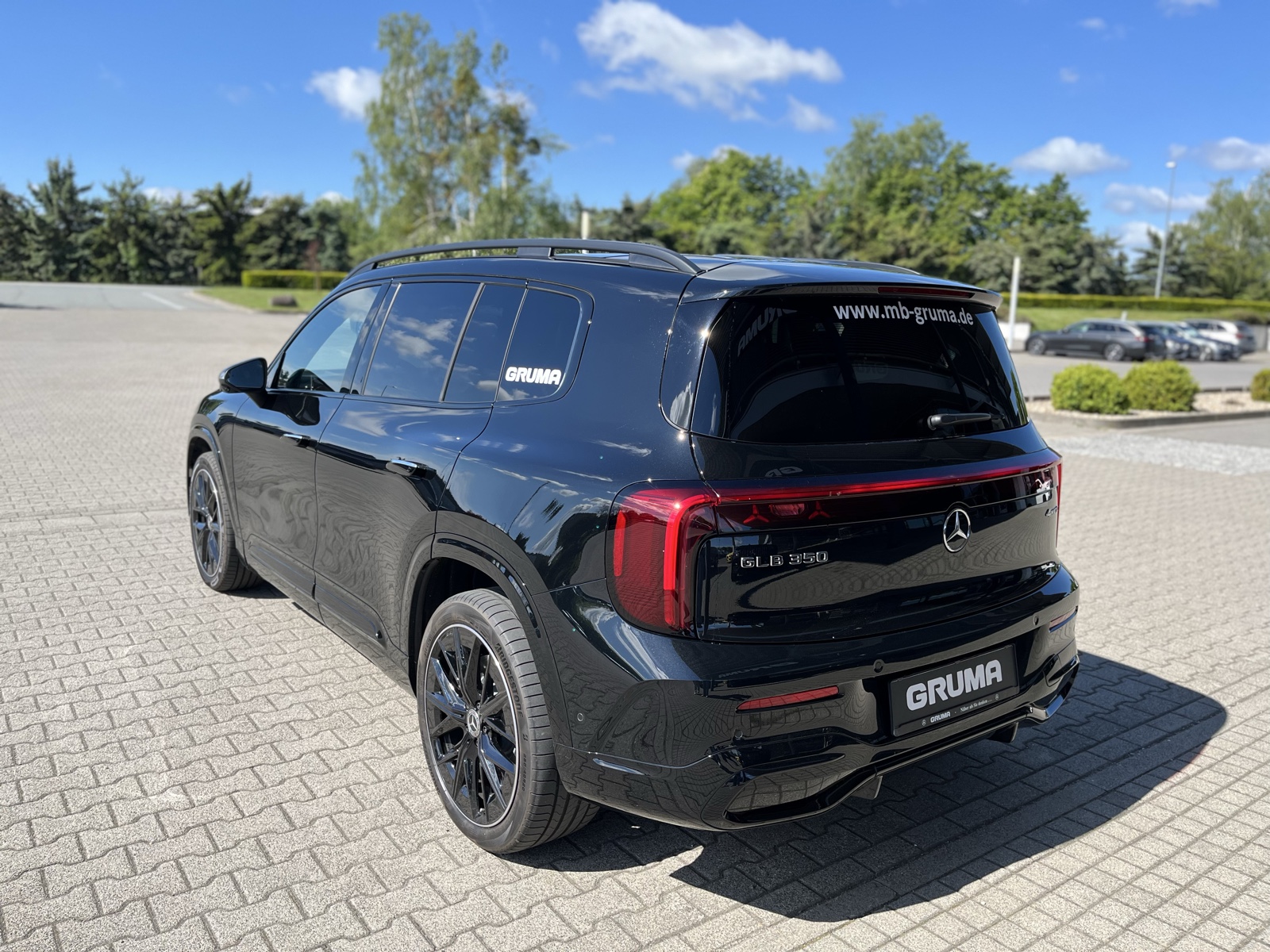 Mercedes-Benz GLB 350 4M