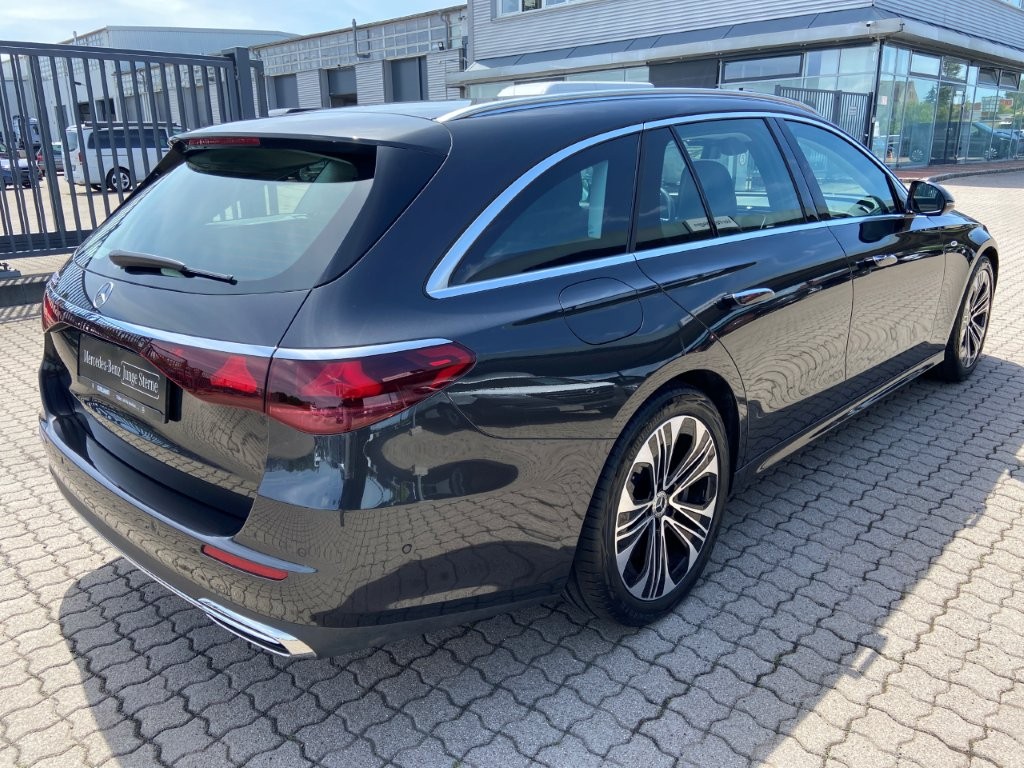 Mercedes-Benz E 300 e T