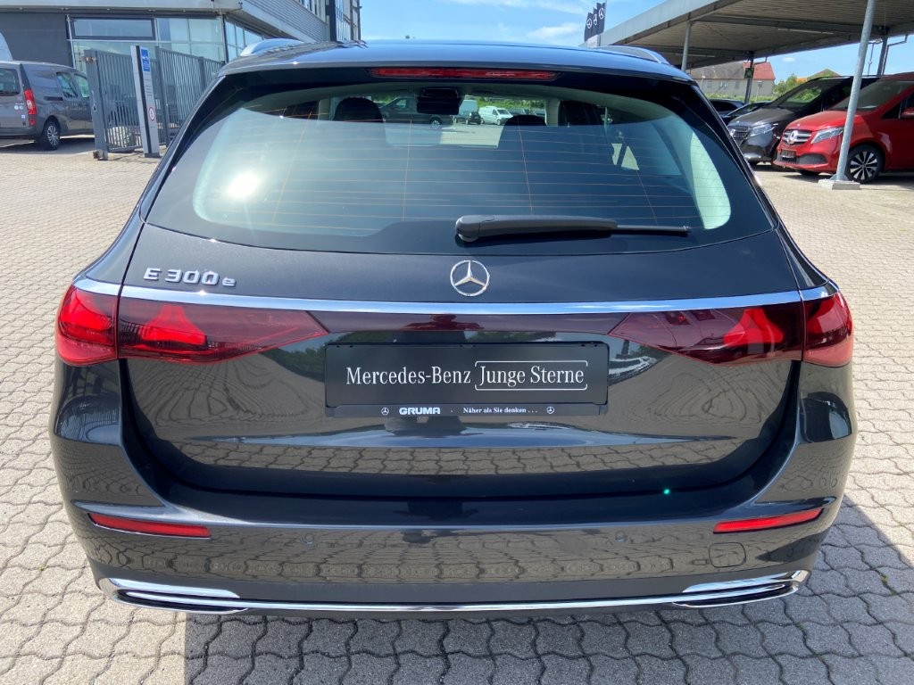 Mercedes-Benz E 300 e T