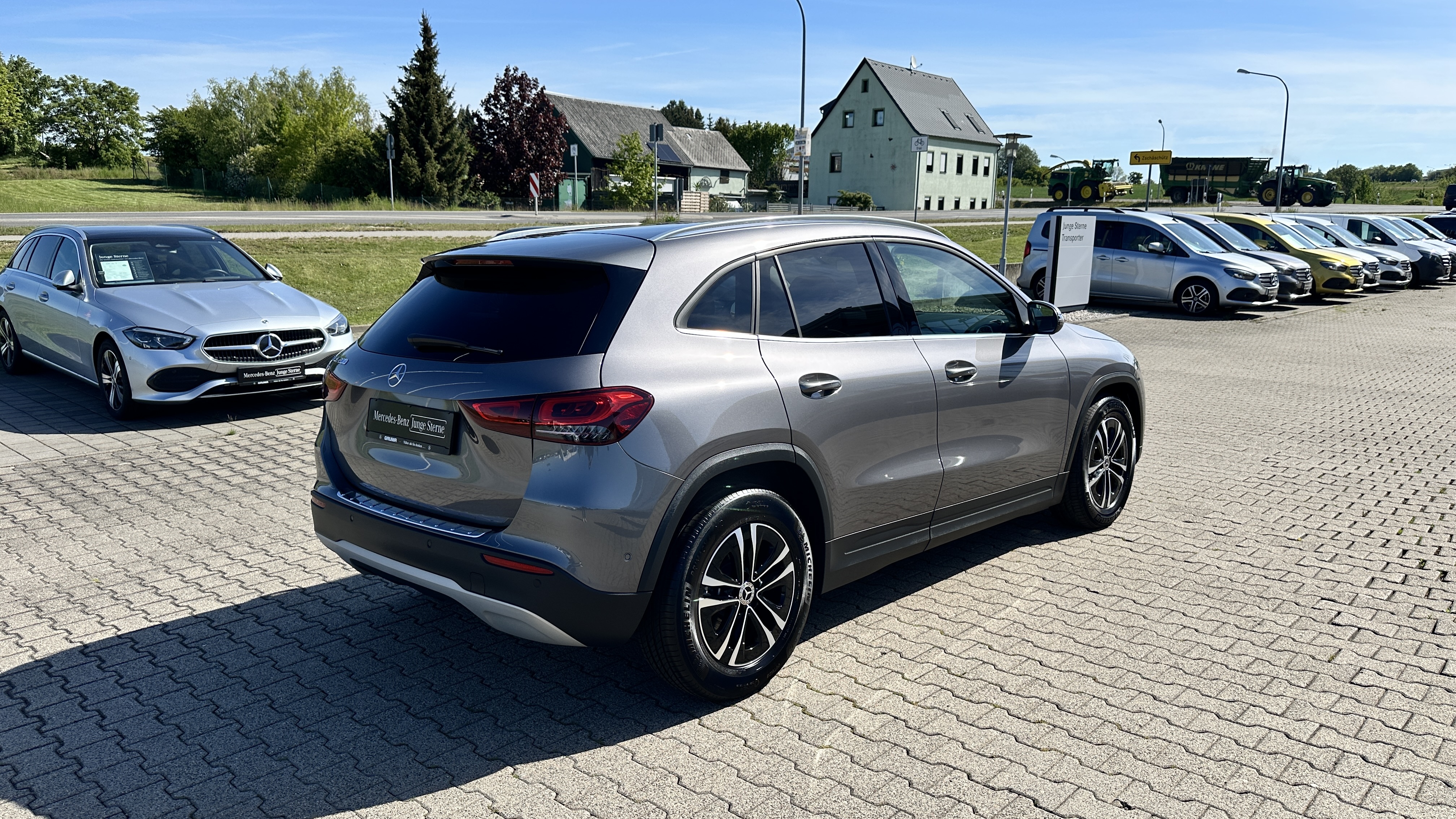 Mercedes-Benz GLA 200 