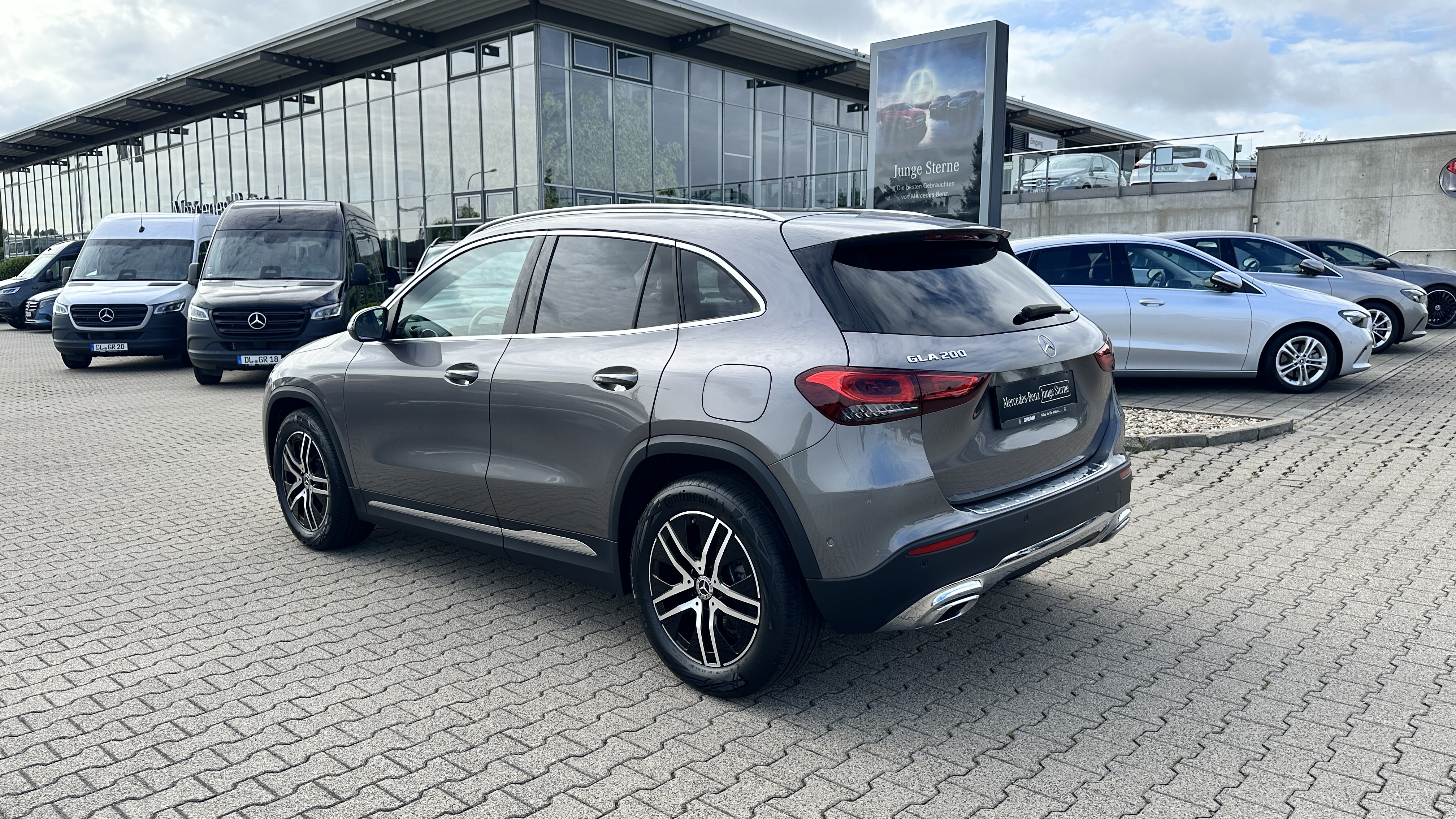 Mercedes-Benz GLA 200 