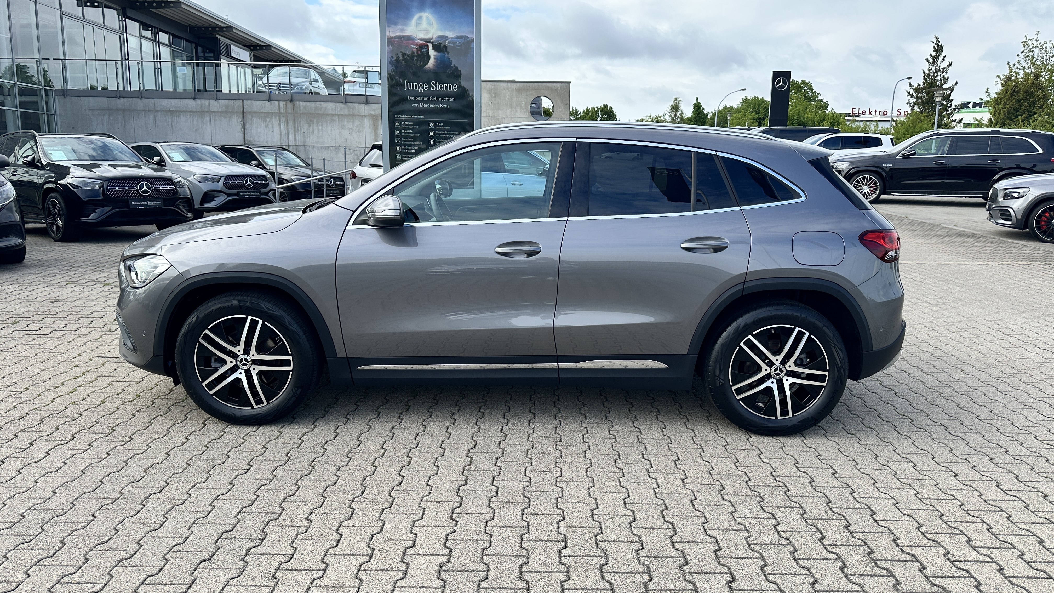 Mercedes-Benz GLA 200 