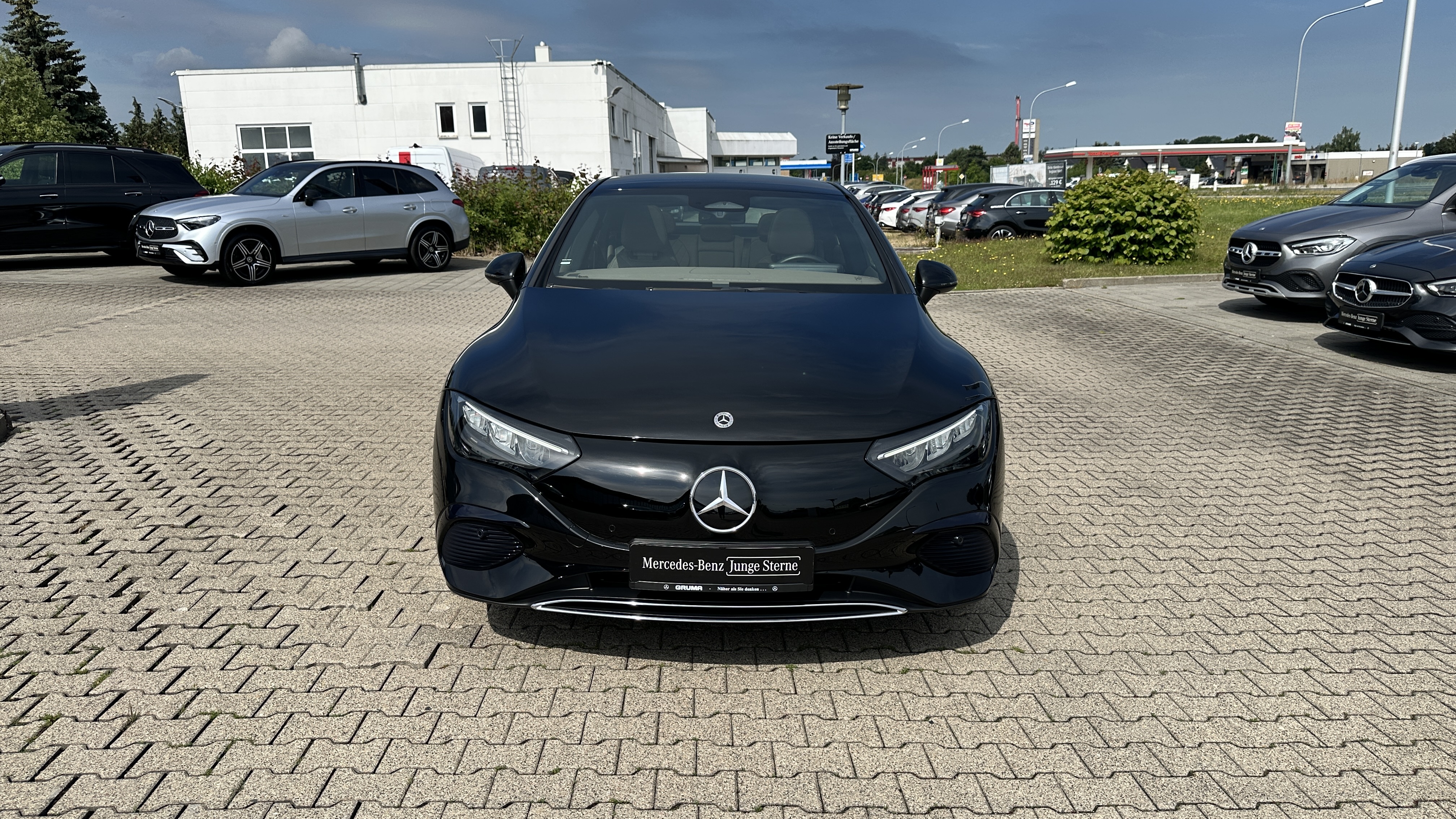 Mercedes-Benz EQE 350 4M