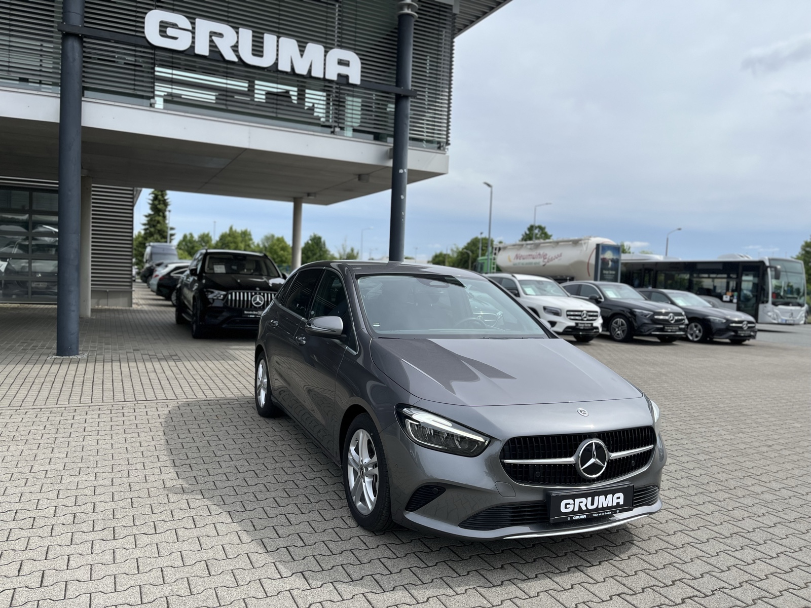 Mercedes-Benz B 200 