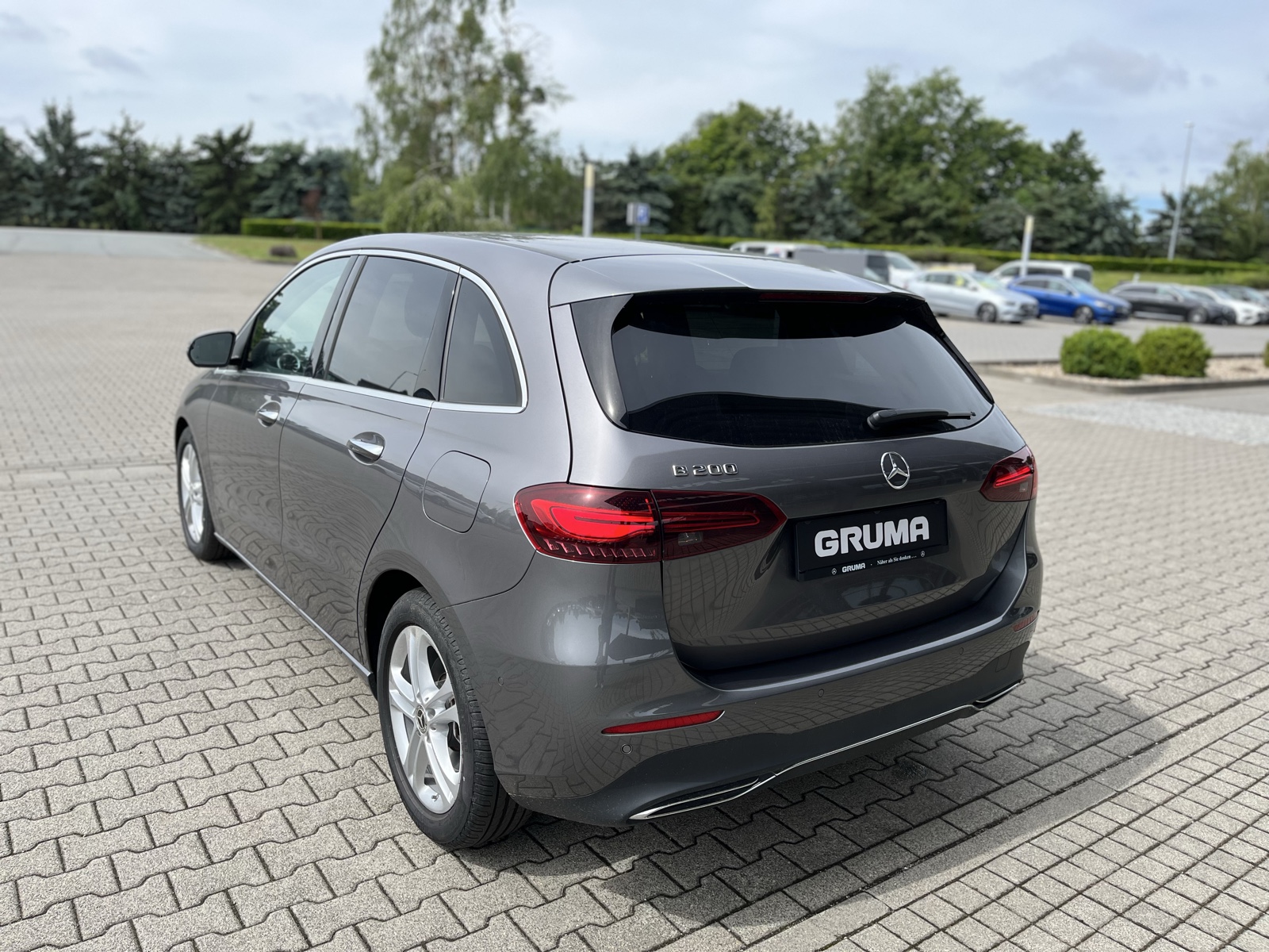 Mercedes-Benz B 200 